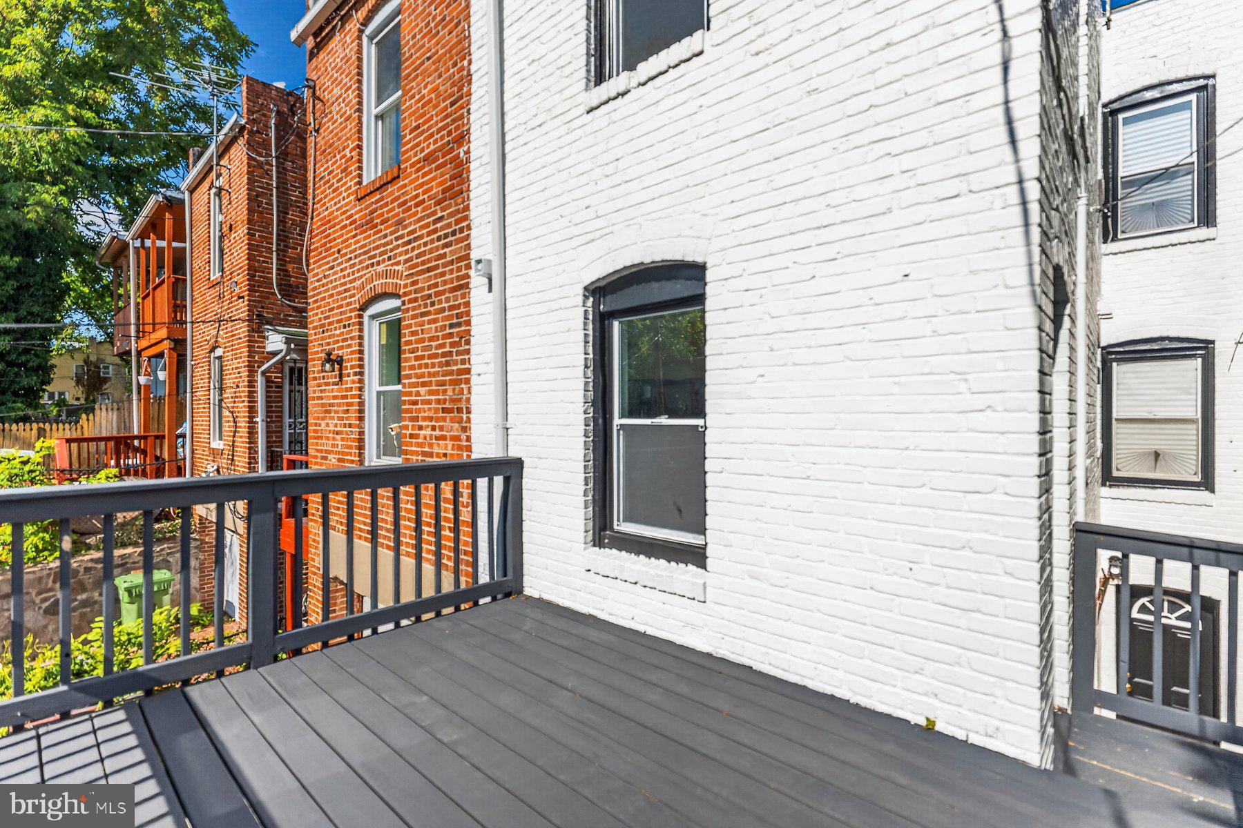 WAVERLY - Residential
