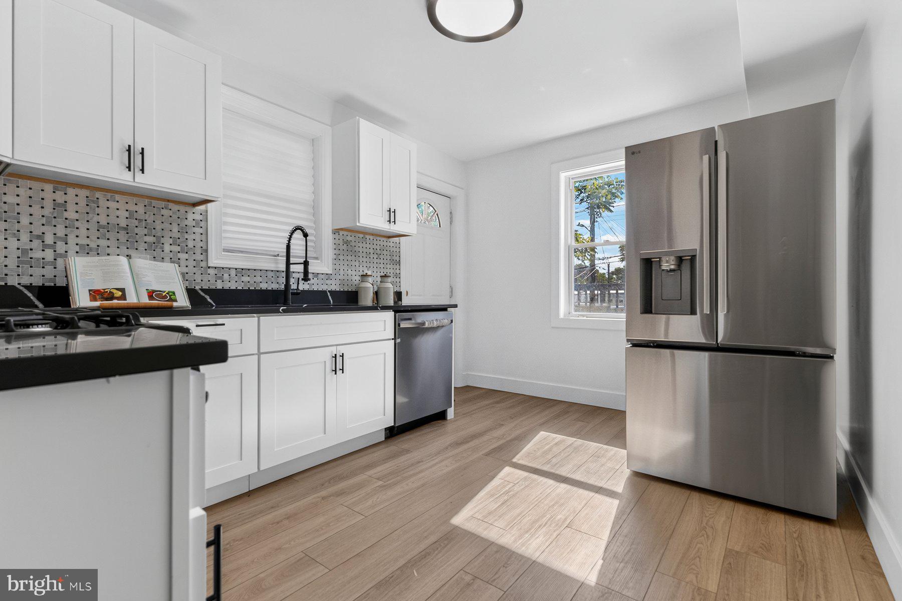 WAVERLY - Residential