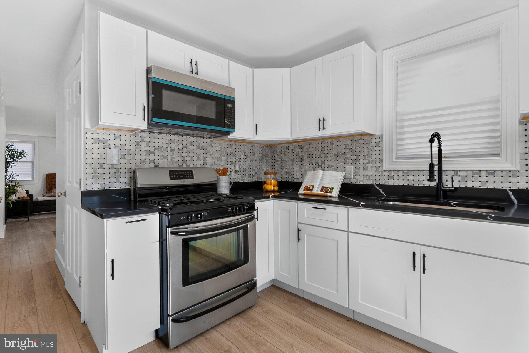 WAVERLY - Residential