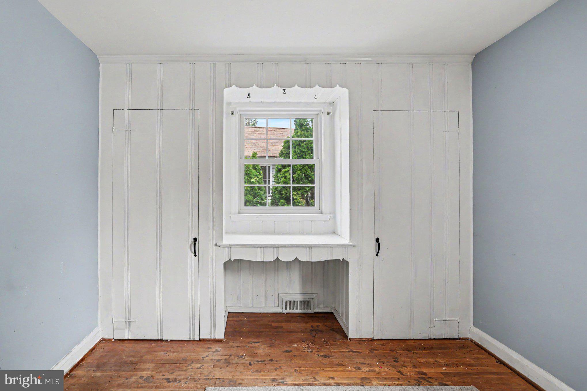 EAST KENWOOD PARK - Residential