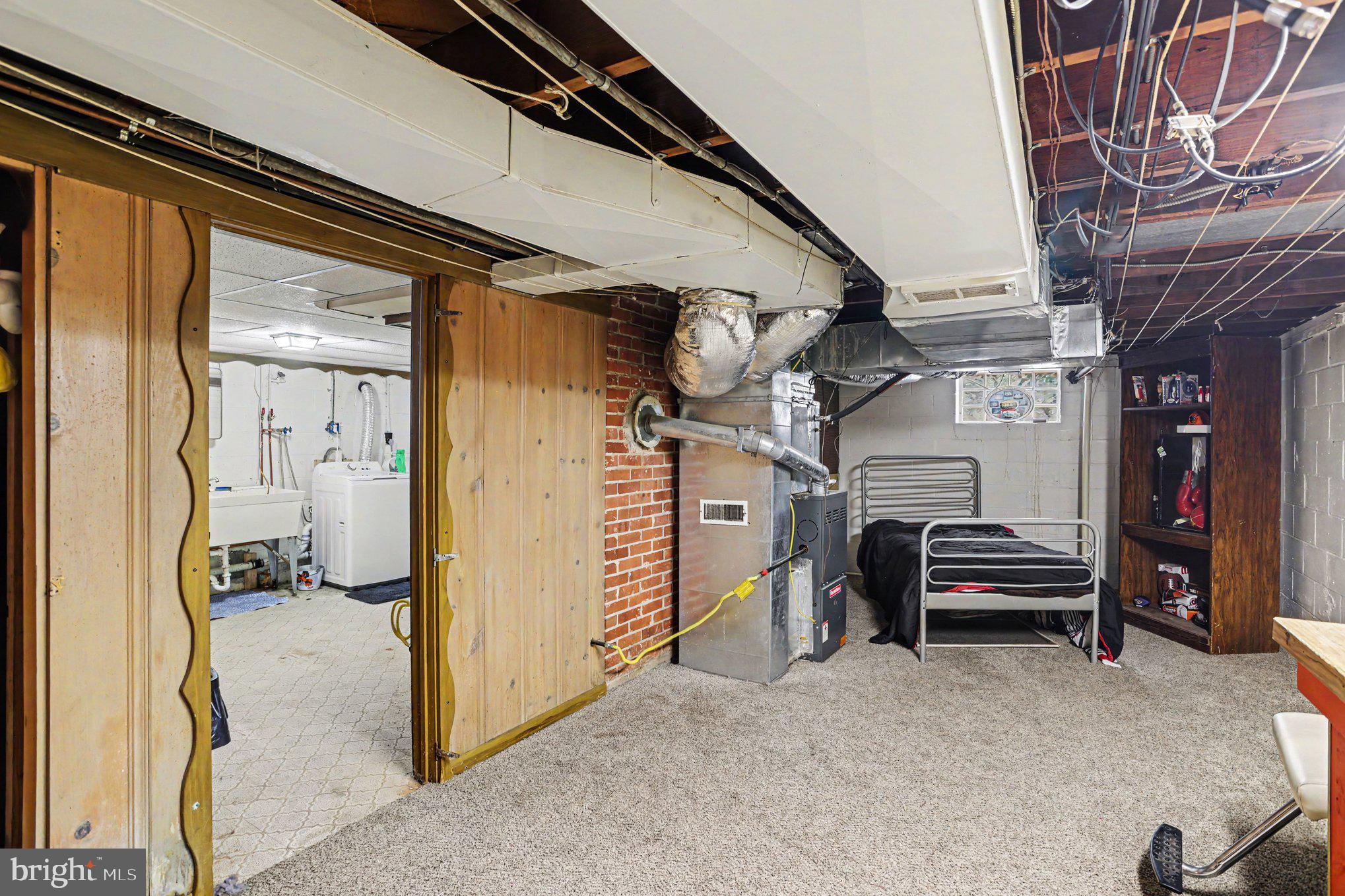 EAST KENWOOD PARK - Residential