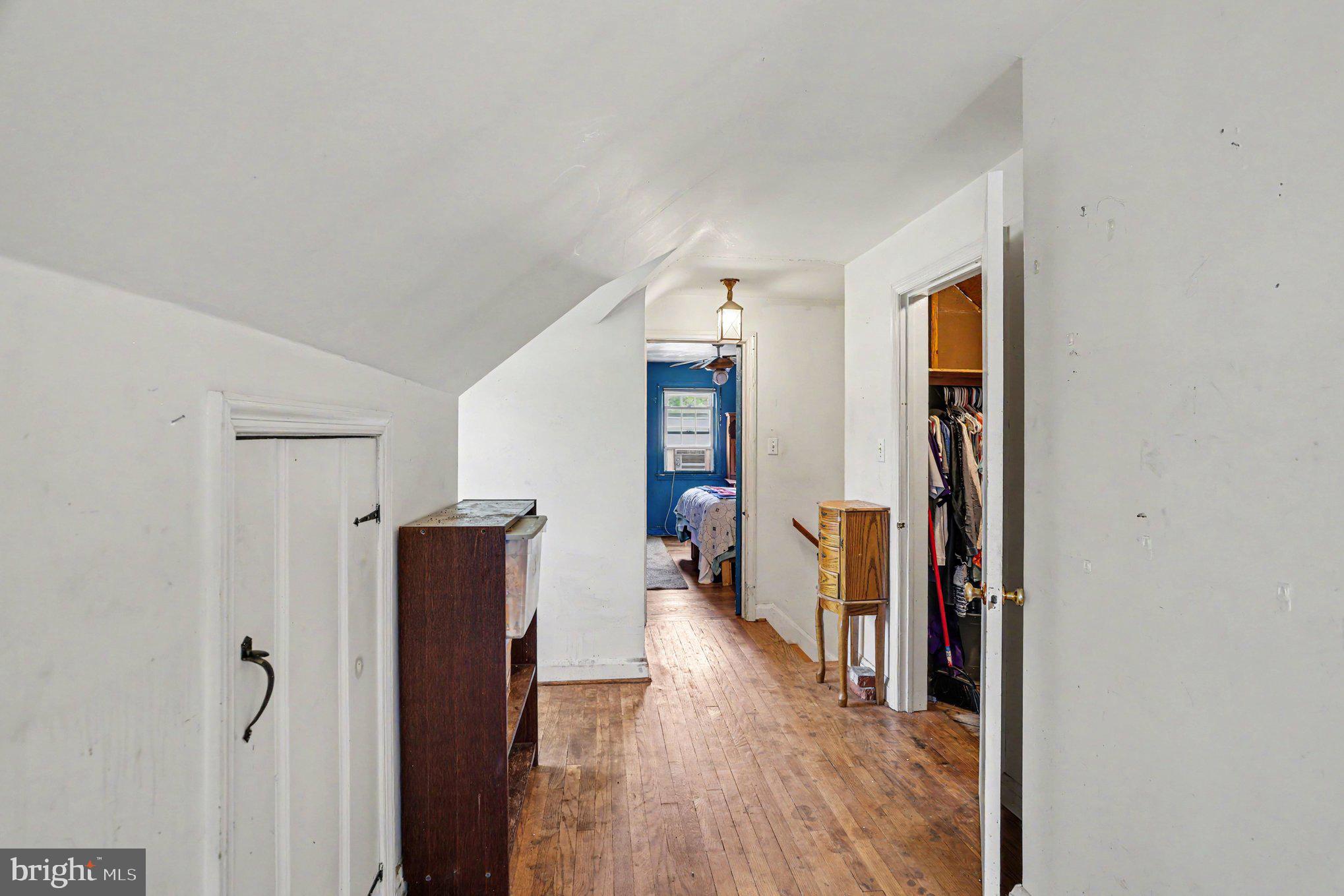 EAST KENWOOD PARK - Residential