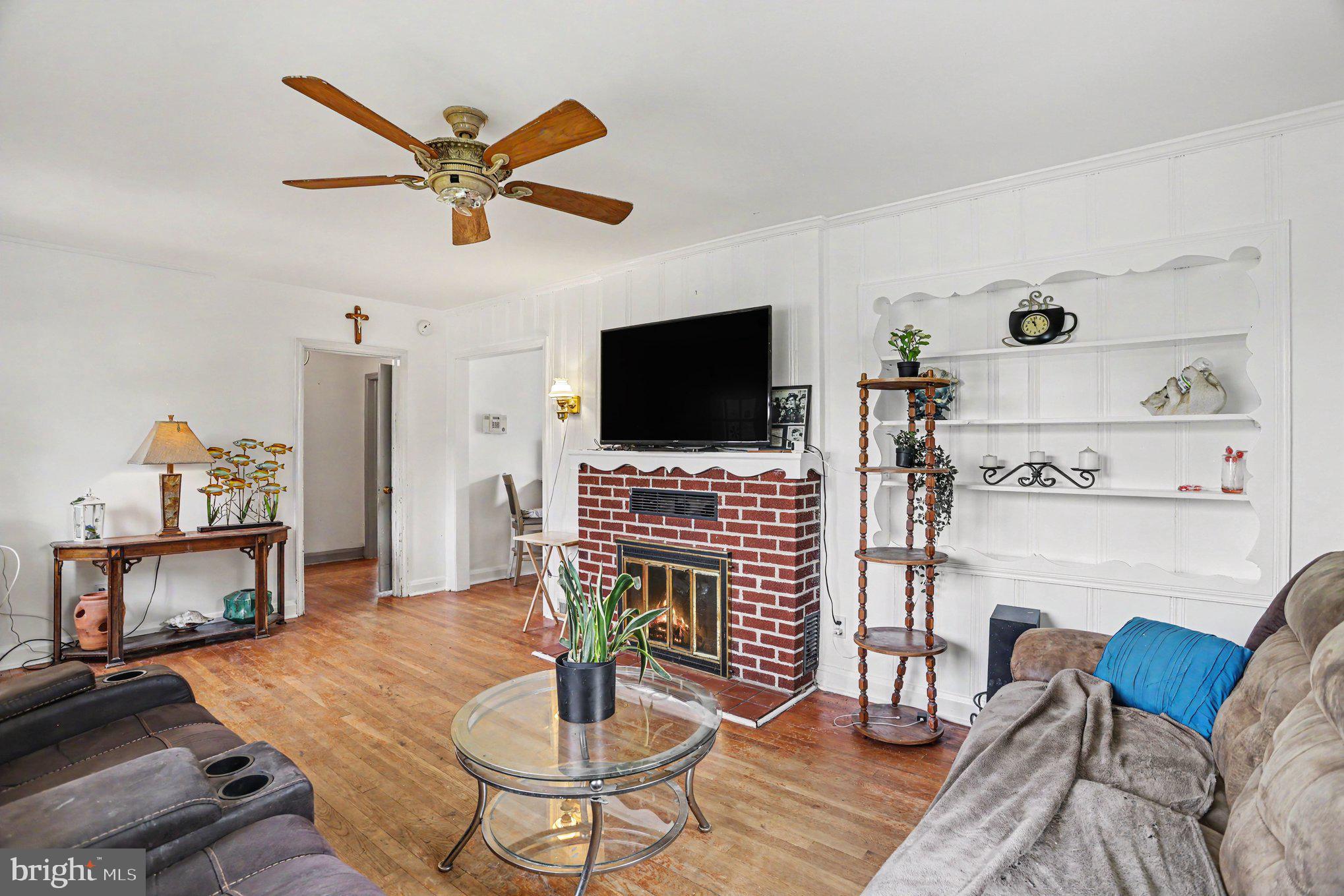 EAST KENWOOD PARK - Residential