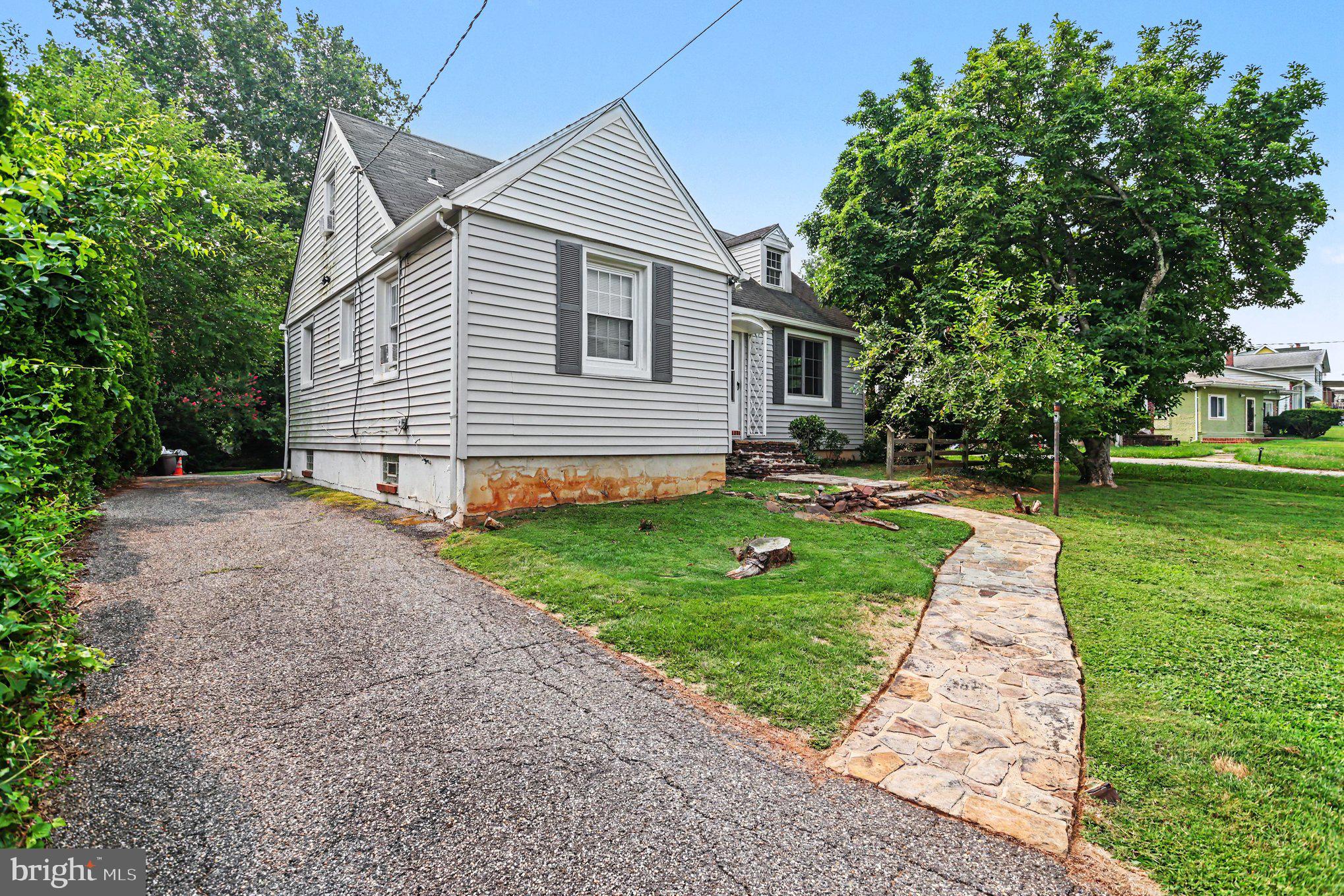 EAST KENWOOD PARK - Residential