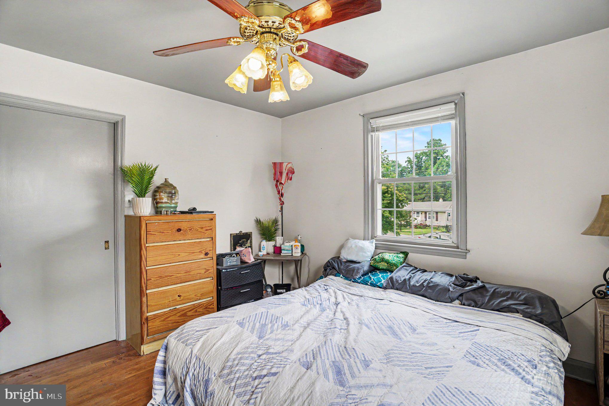 EAST KENWOOD PARK - Residential