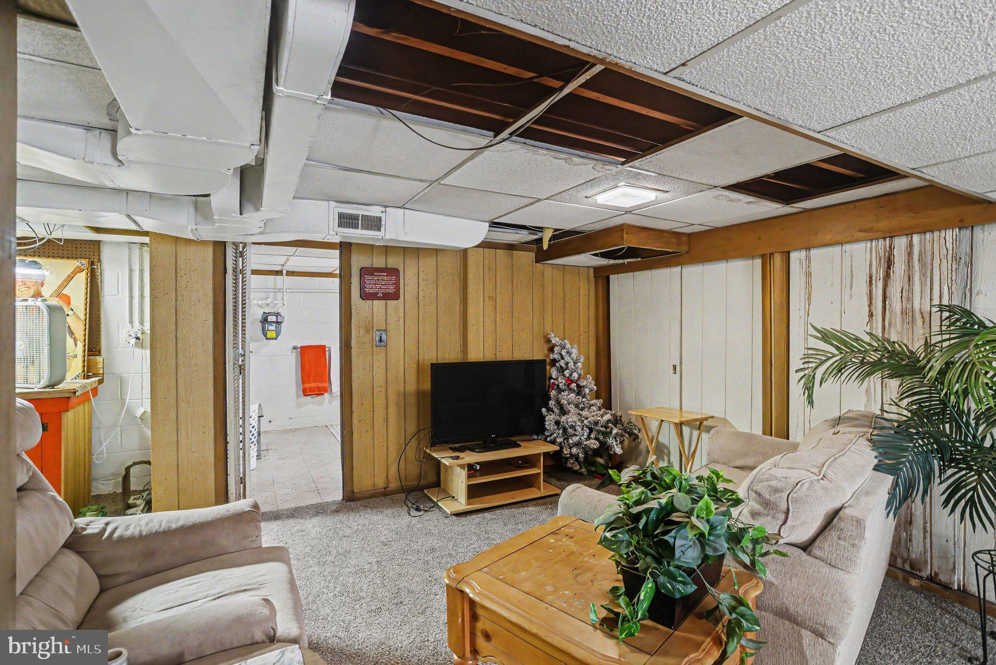 EAST KENWOOD PARK - Residential