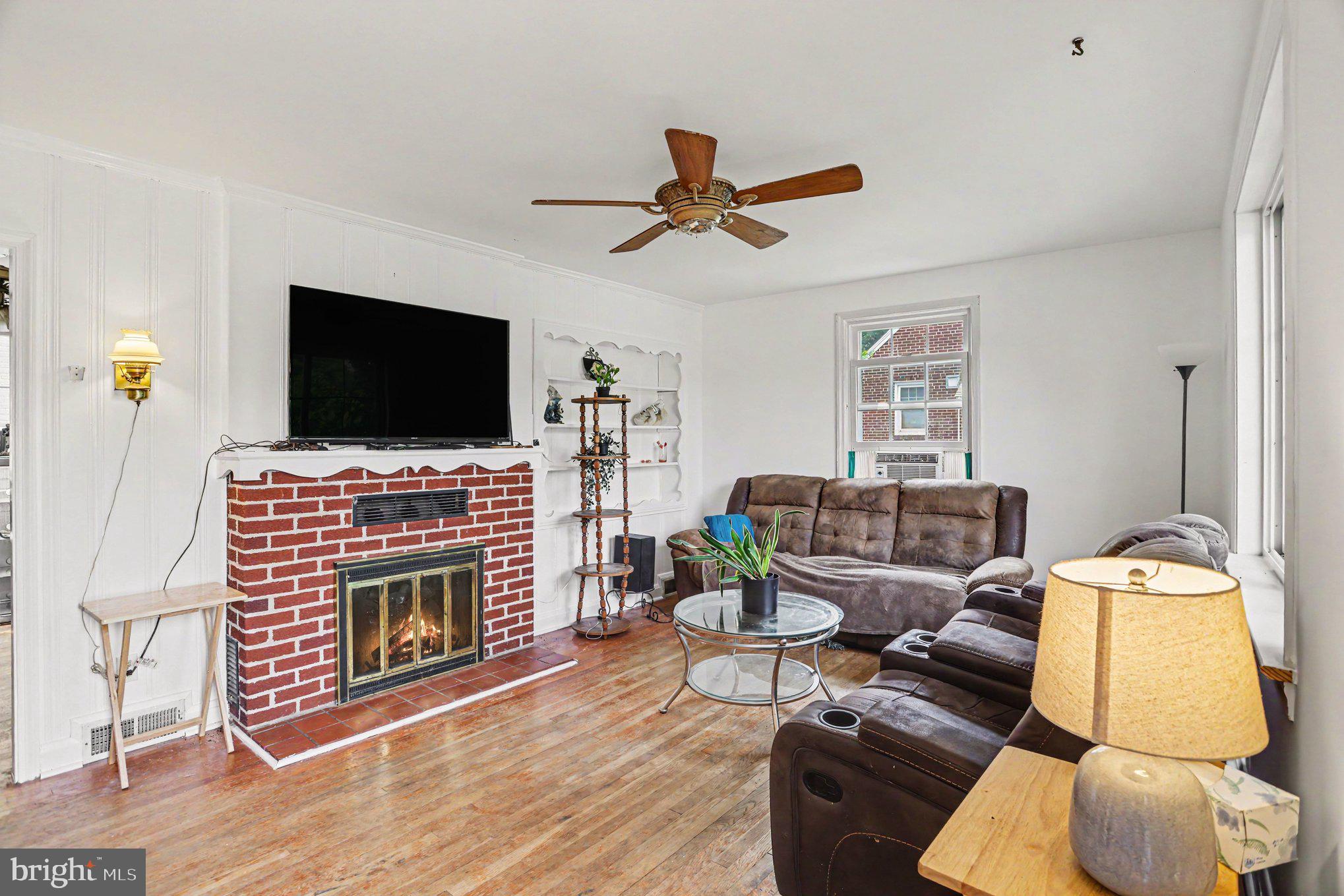 EAST KENWOOD PARK - Residential