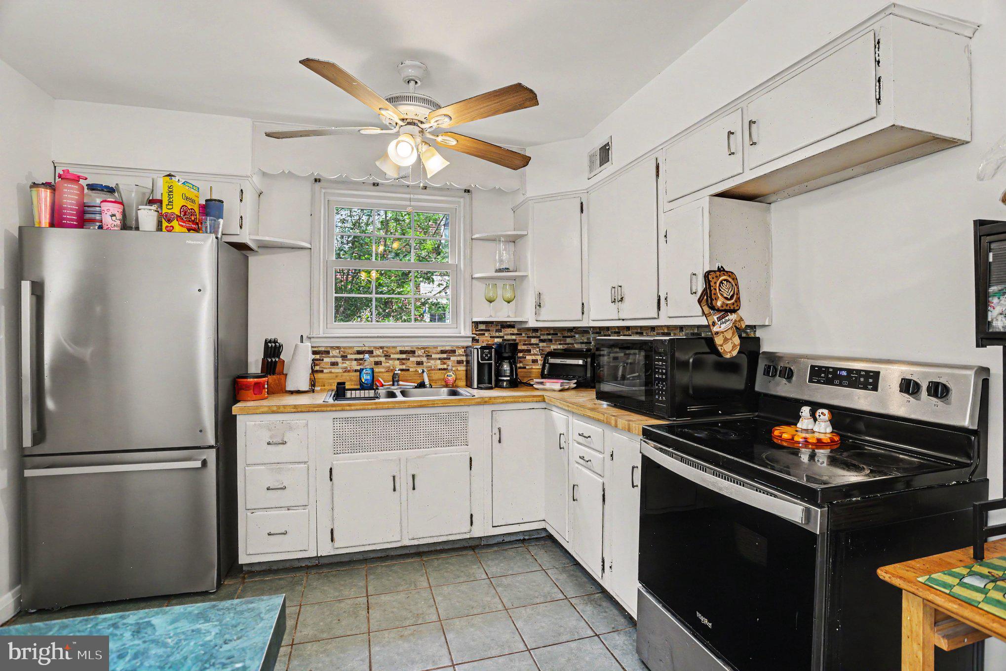 EAST KENWOOD PARK - Residential