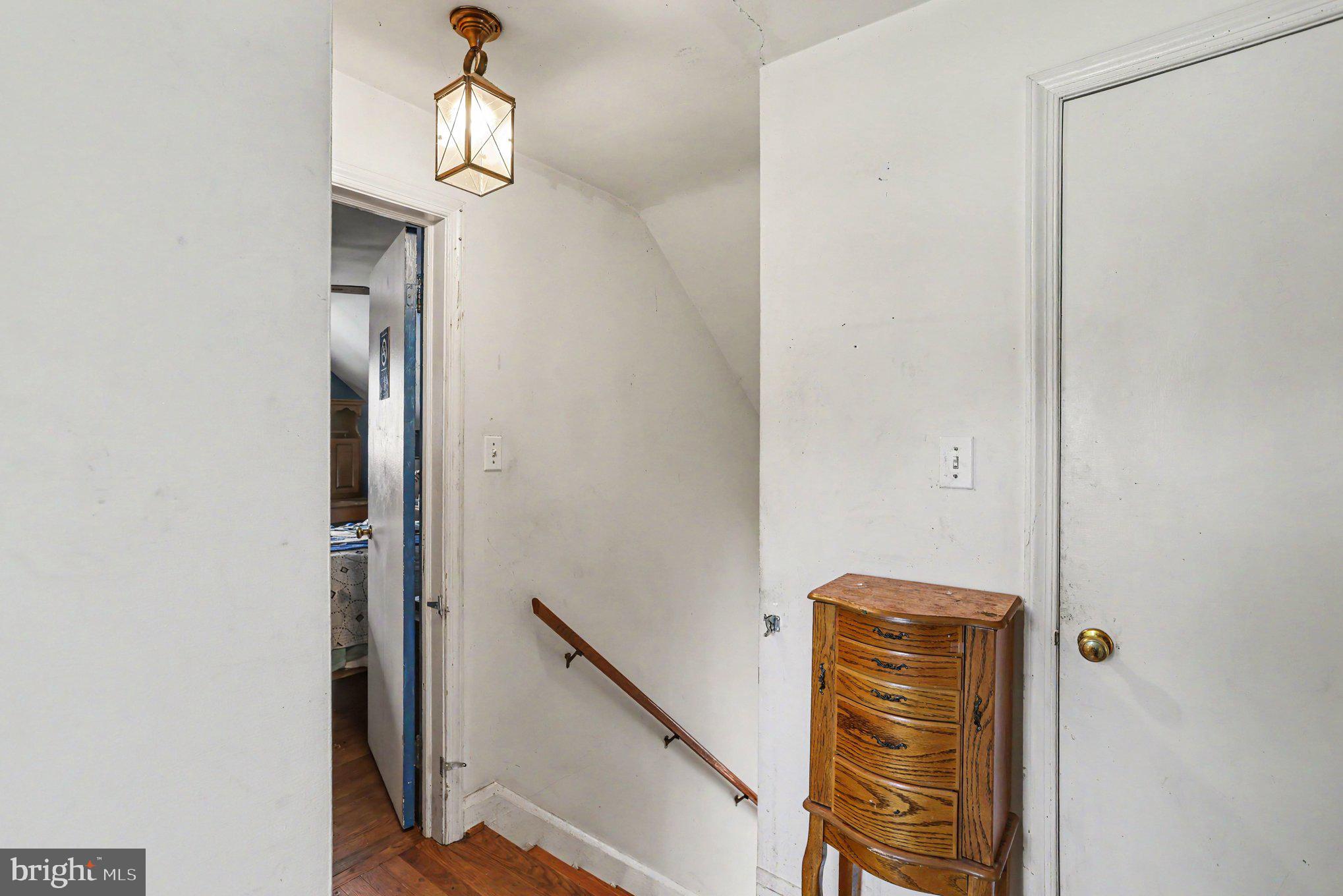 EAST KENWOOD PARK - Residential