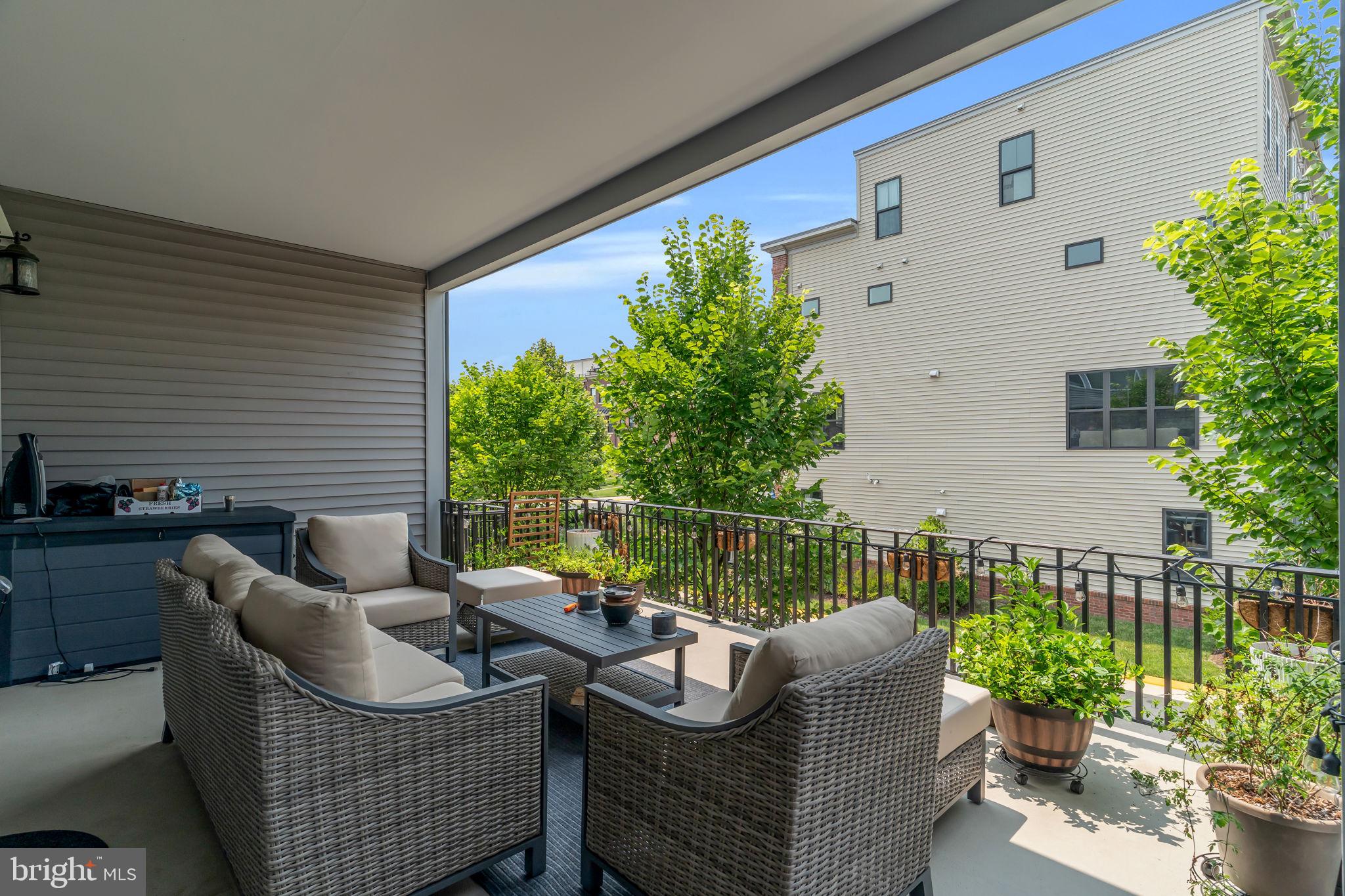 BRAMBLETON TOWN CENTER - Residential
