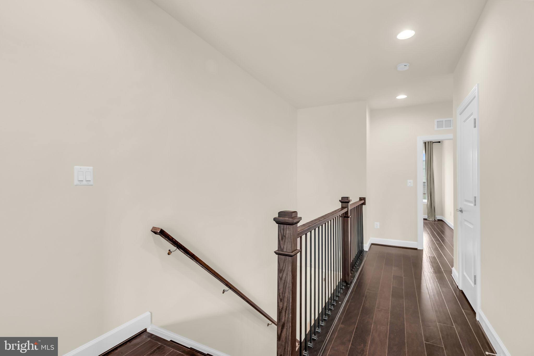 BRAMBLETON TOWN CENTER - Residential