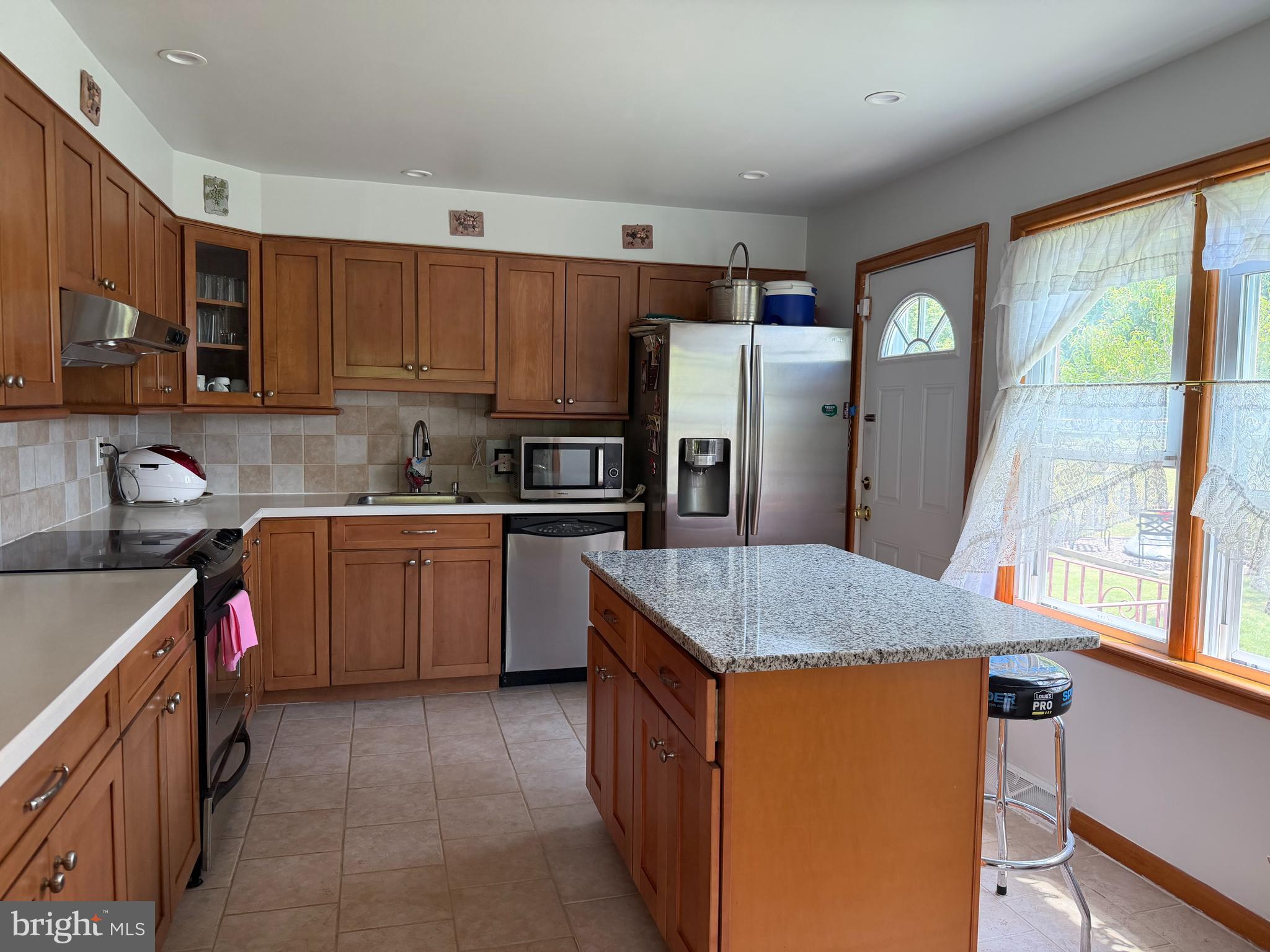 DRESHER WOODS - Residential