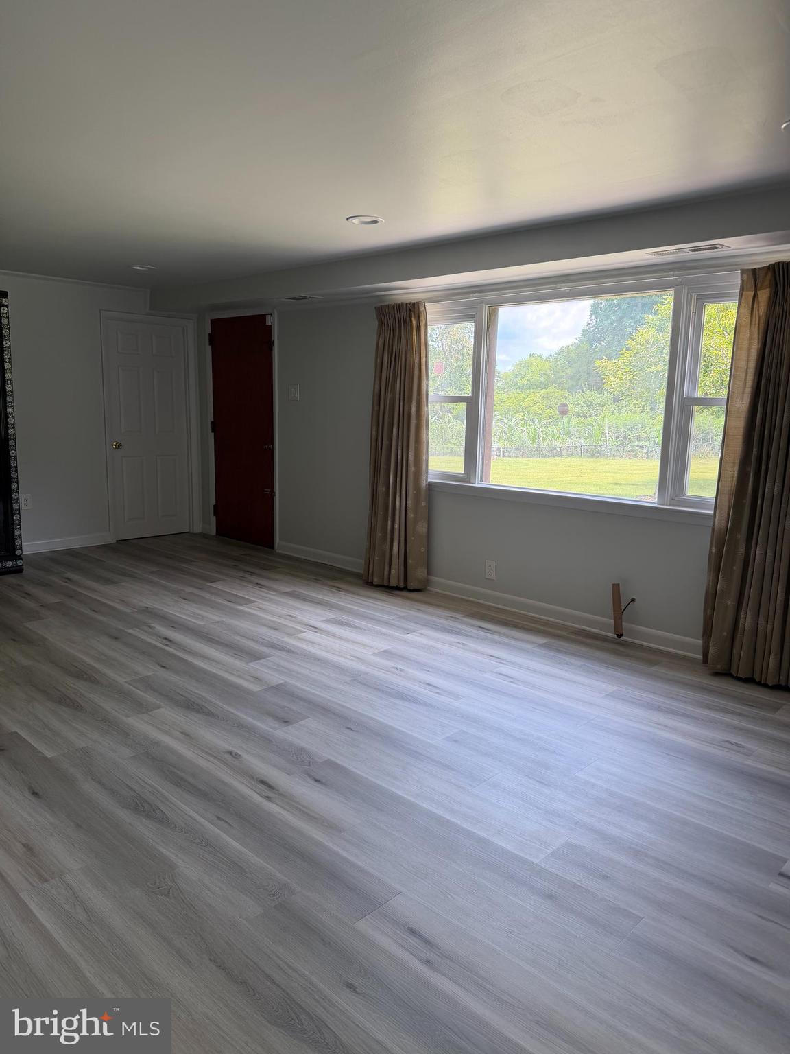 DRESHER WOODS - Residential