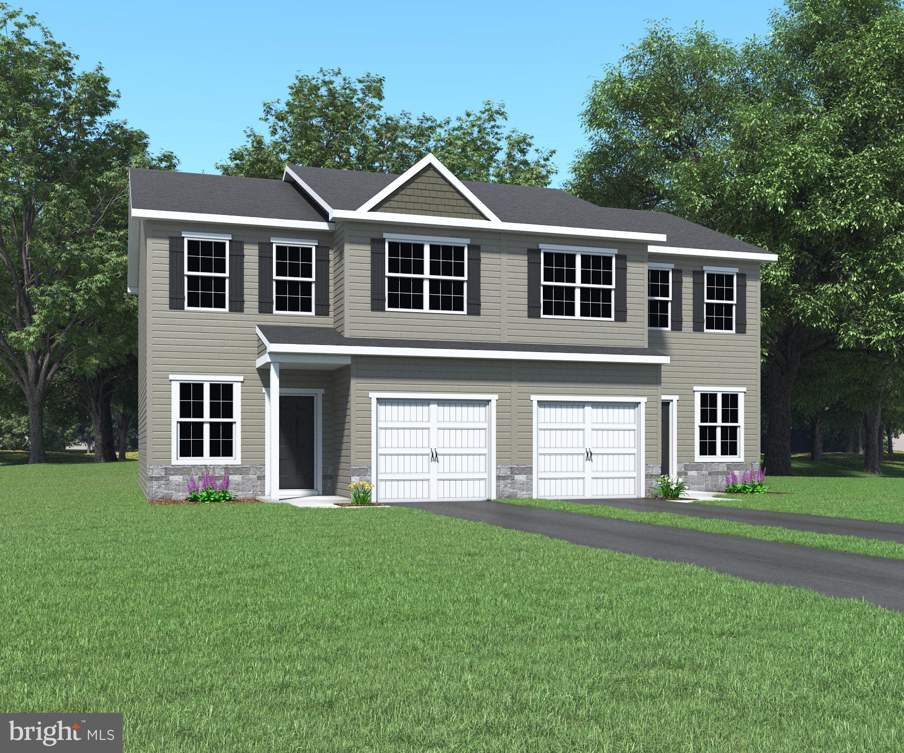 KINGS COURT AT BROWNSTONE - Residential