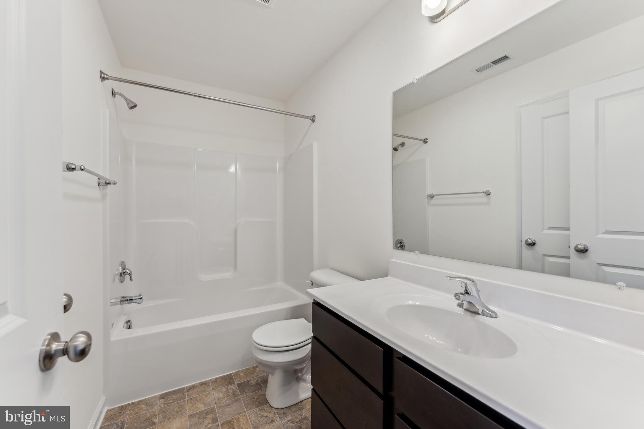 KINGS COURT AT BROWNSTONE - Residential