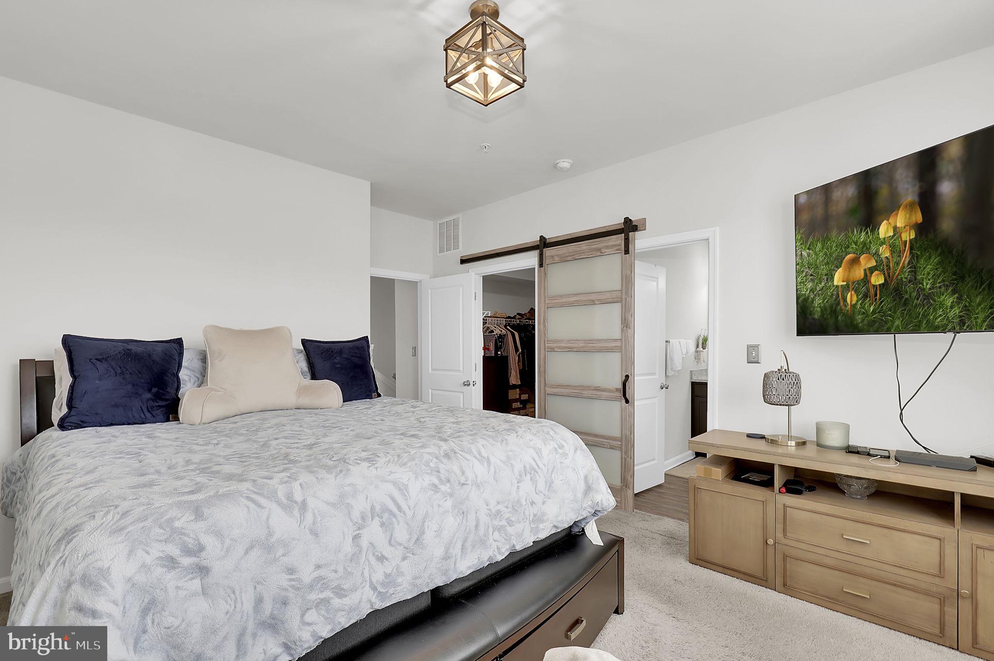 WESTVIEW SOUTH - Residential