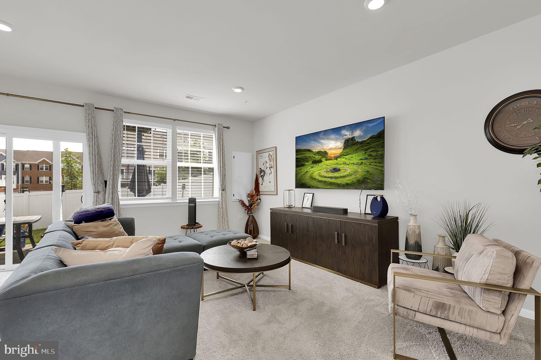 WESTVIEW SOUTH - Residential