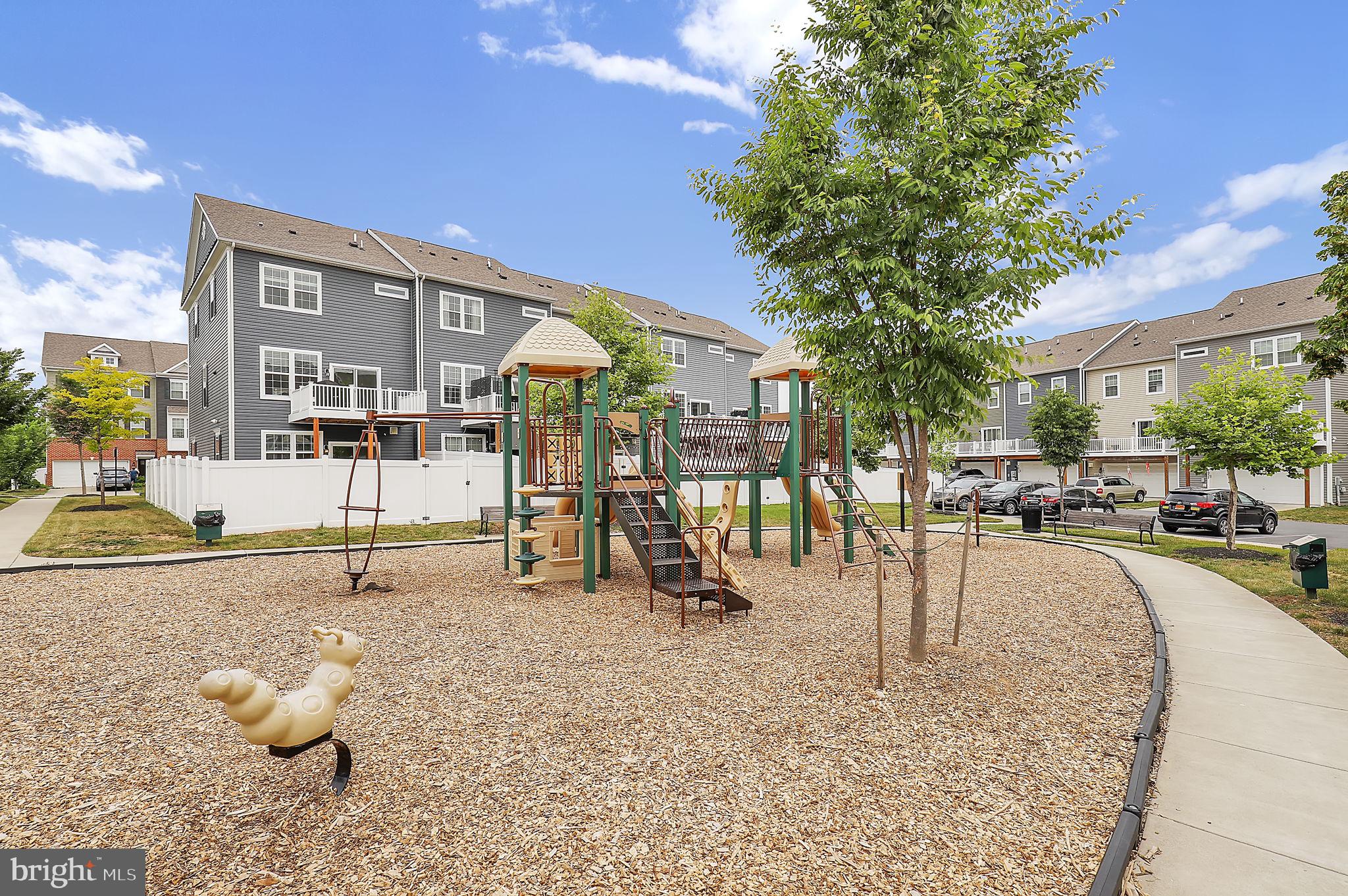 WESTVIEW SOUTH - Residential