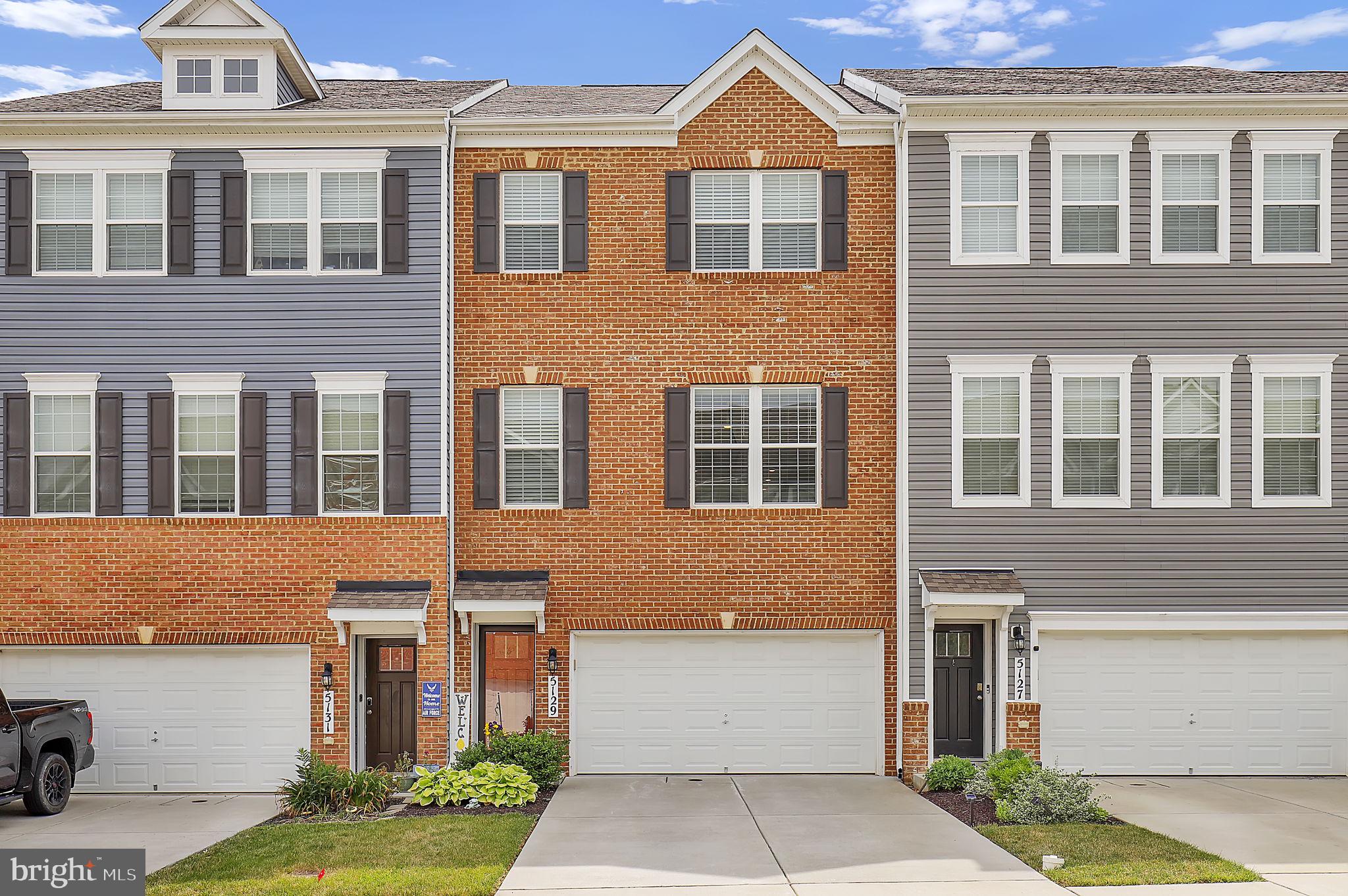 WESTVIEW SOUTH - Residential