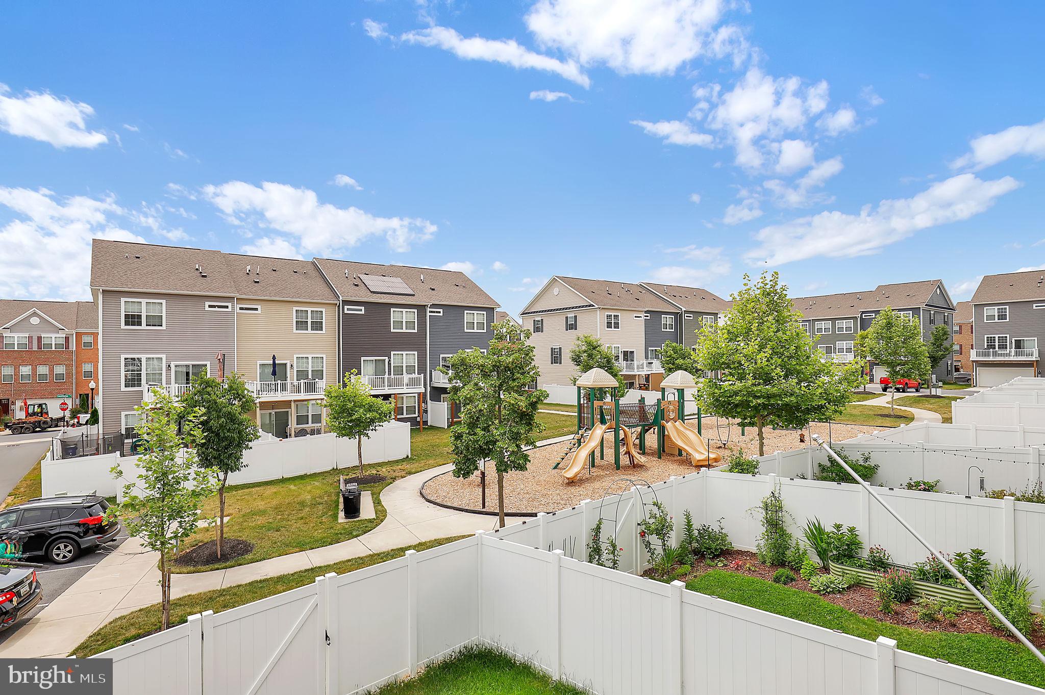 WESTVIEW SOUTH - Residential