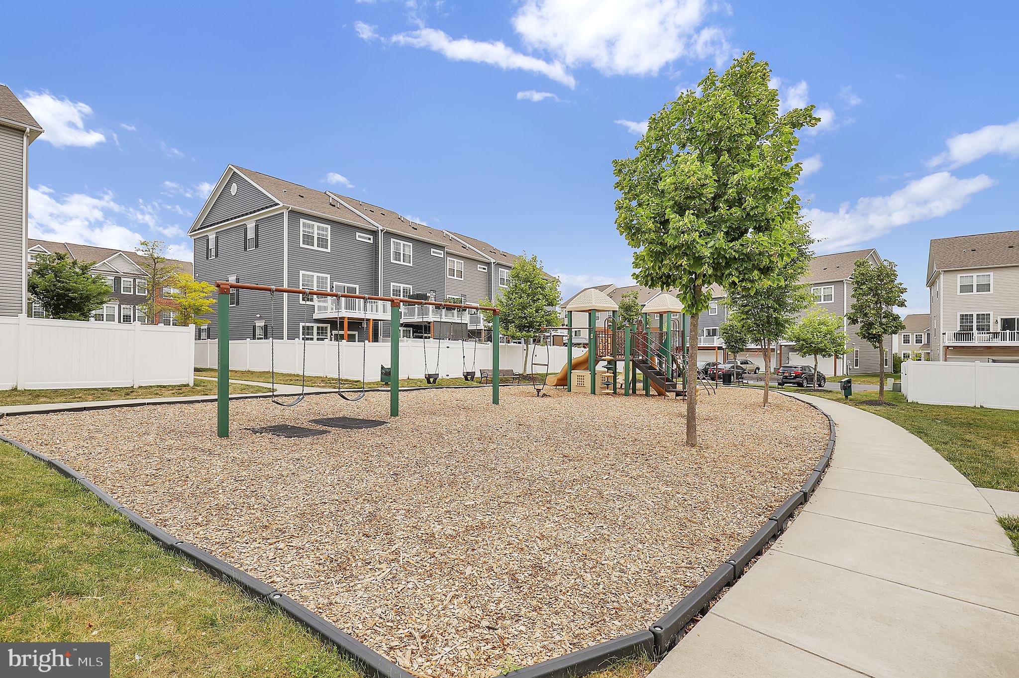WESTVIEW SOUTH - Residential