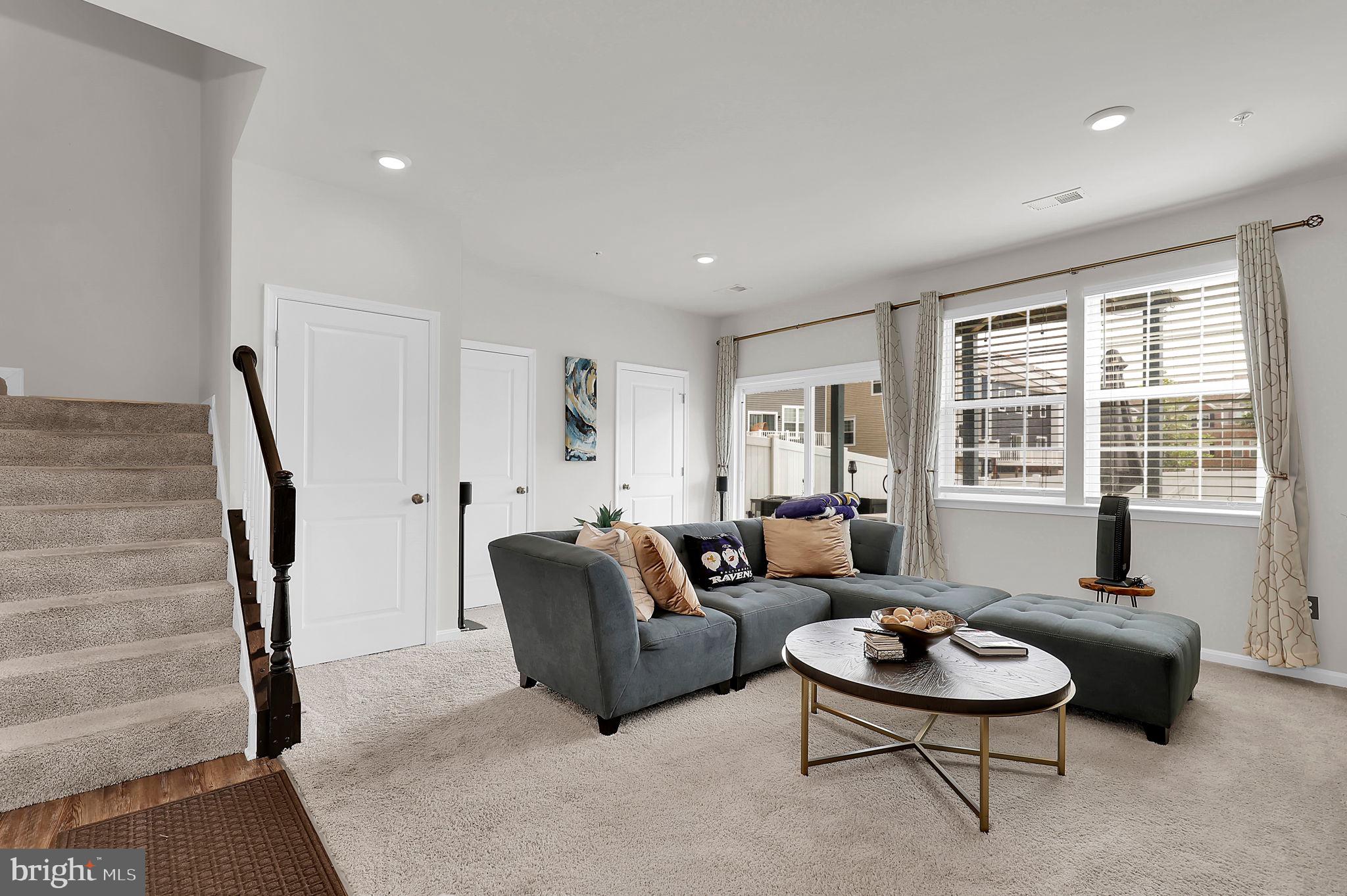 WESTVIEW SOUTH - Residential