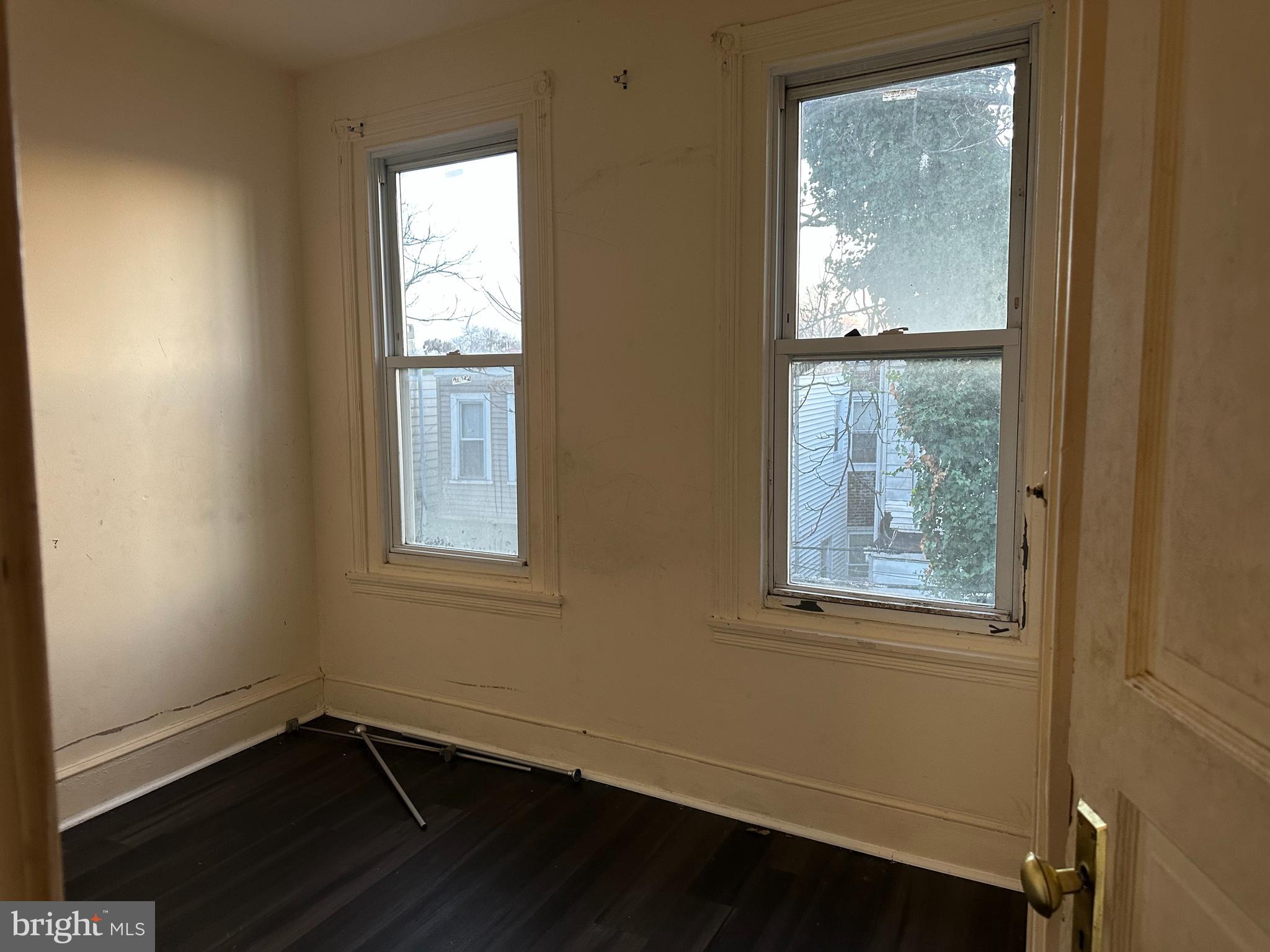 TACONY - Residential