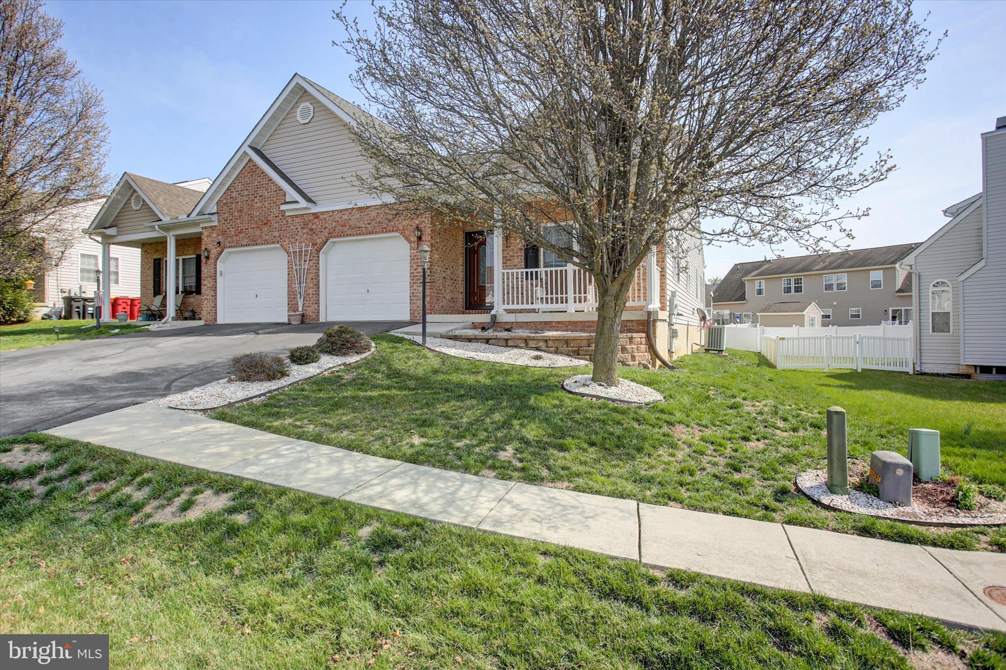 TWIN RIDGE - Residential