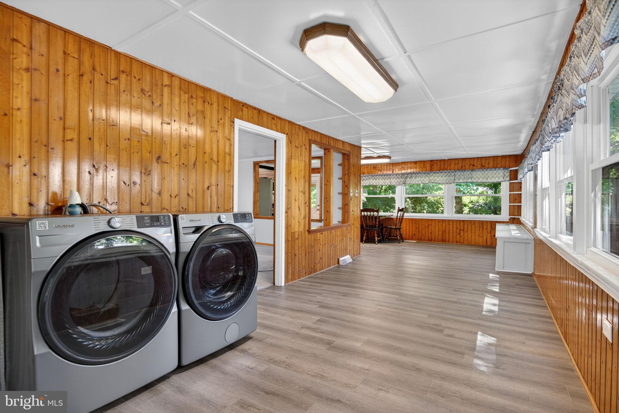 MURPHYS HOLLOW - Residential