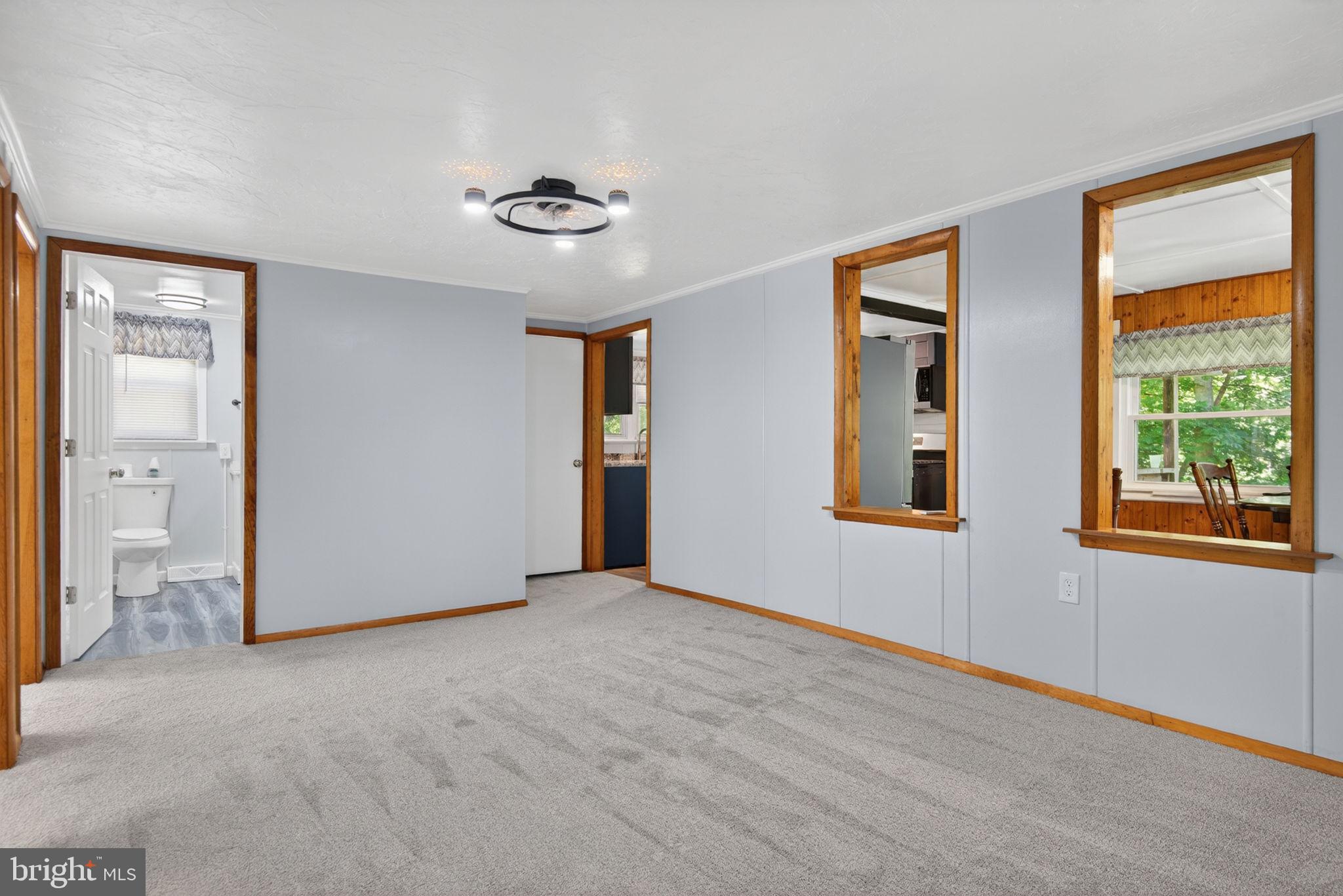 MURPHYS HOLLOW - Residential