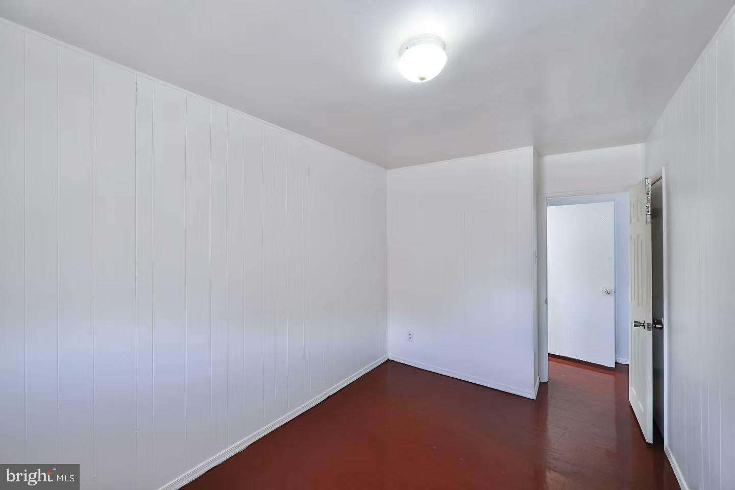 OXFORD CIRCLE - Residential