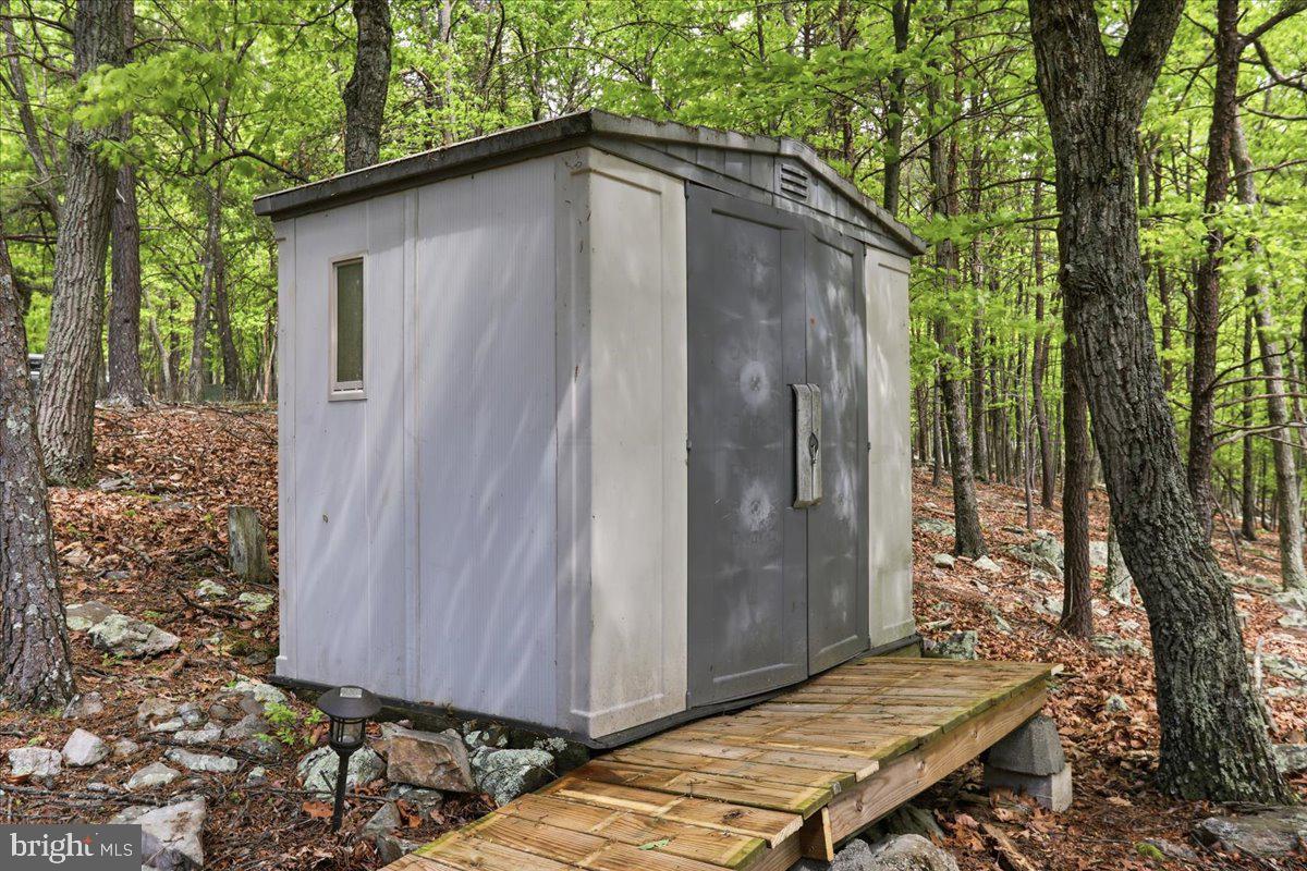 CACAPON EAST - Residential