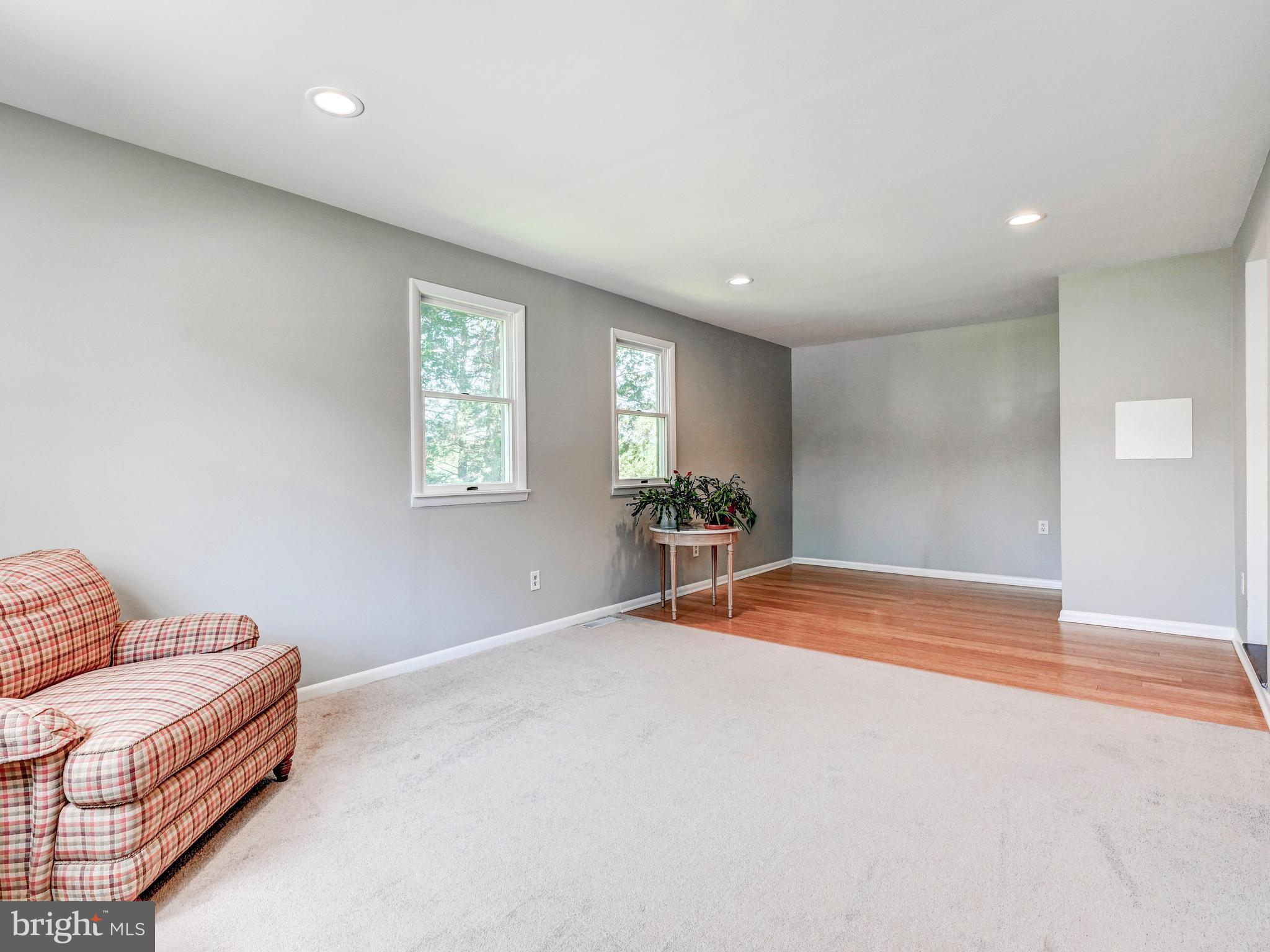 SPRINGDALE - Residential