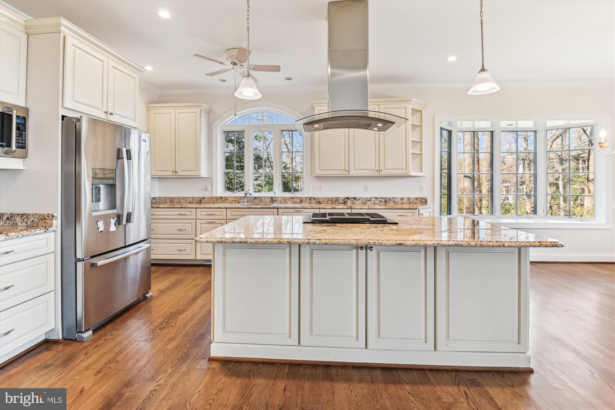 SHERWOOD FOREST - Residential