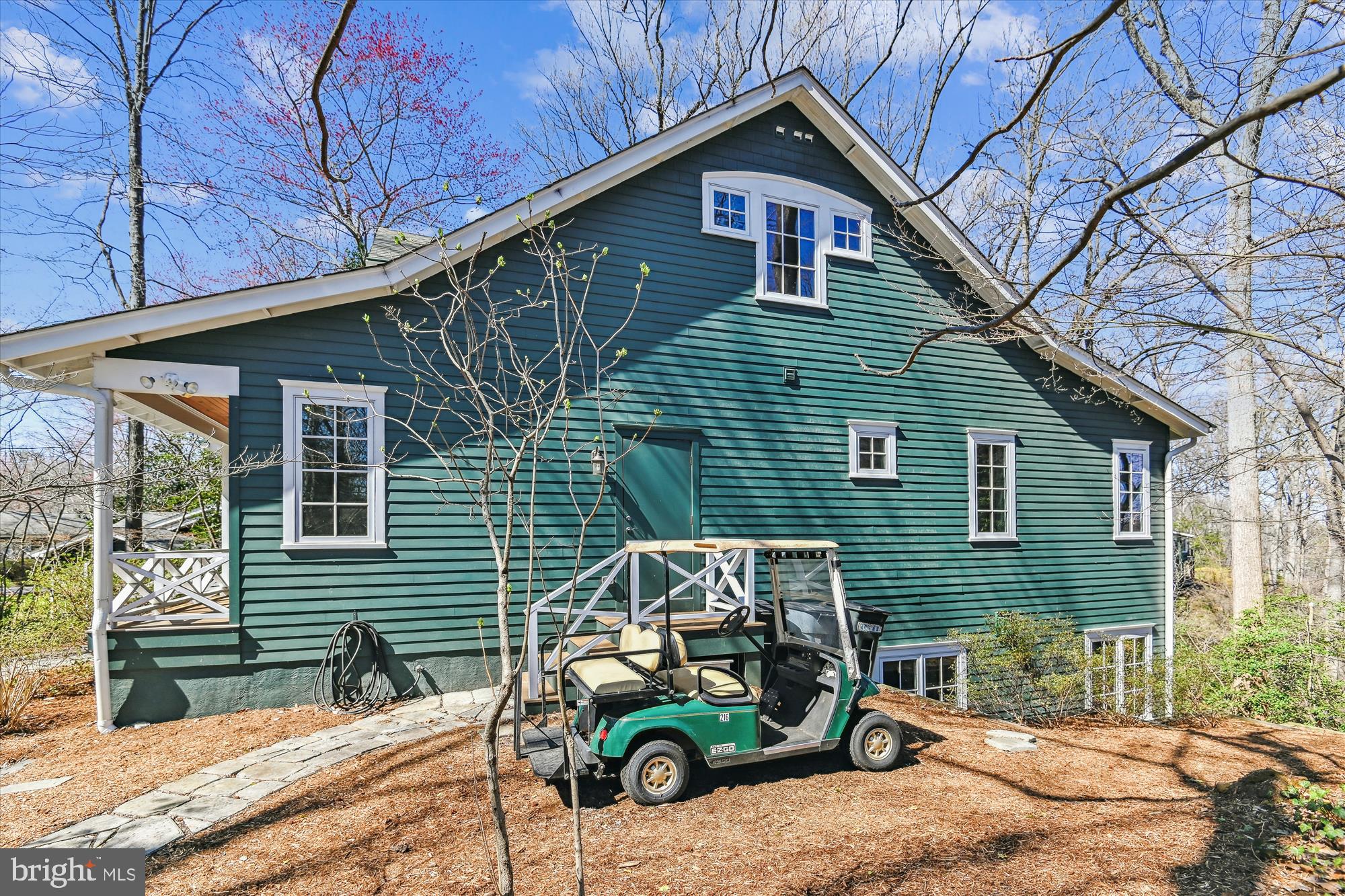 SHERWOOD FOREST - Residential
