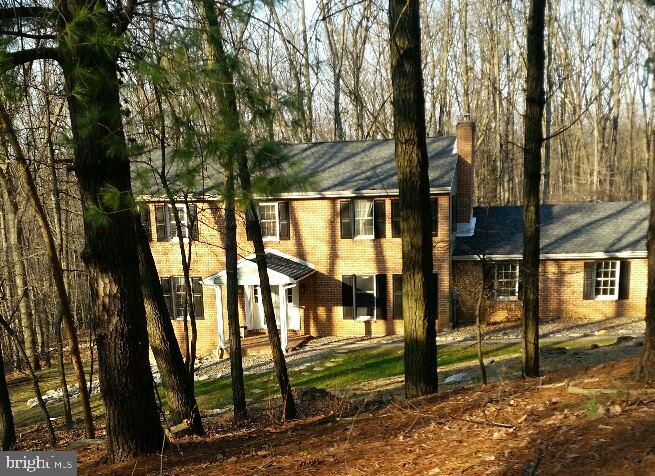 WHITE ROCK ACRES - Residential