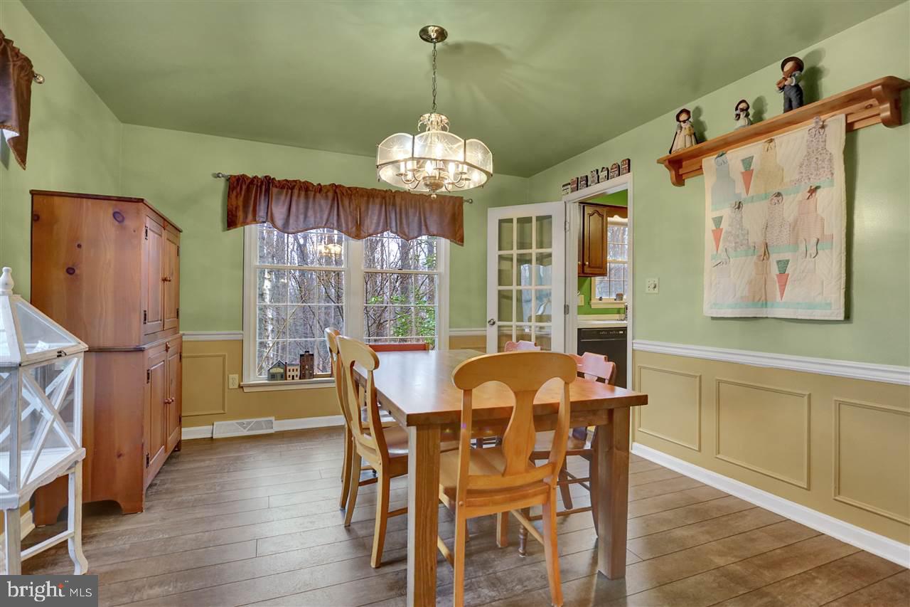 WHITE ROCK ACRES - Residential