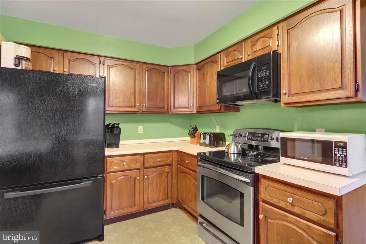 WHITE ROCK ACRES - Residential