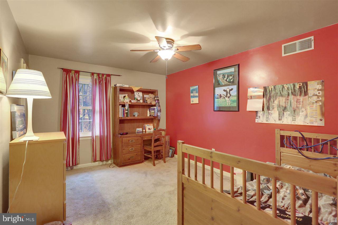 WHITE ROCK ACRES - Residential