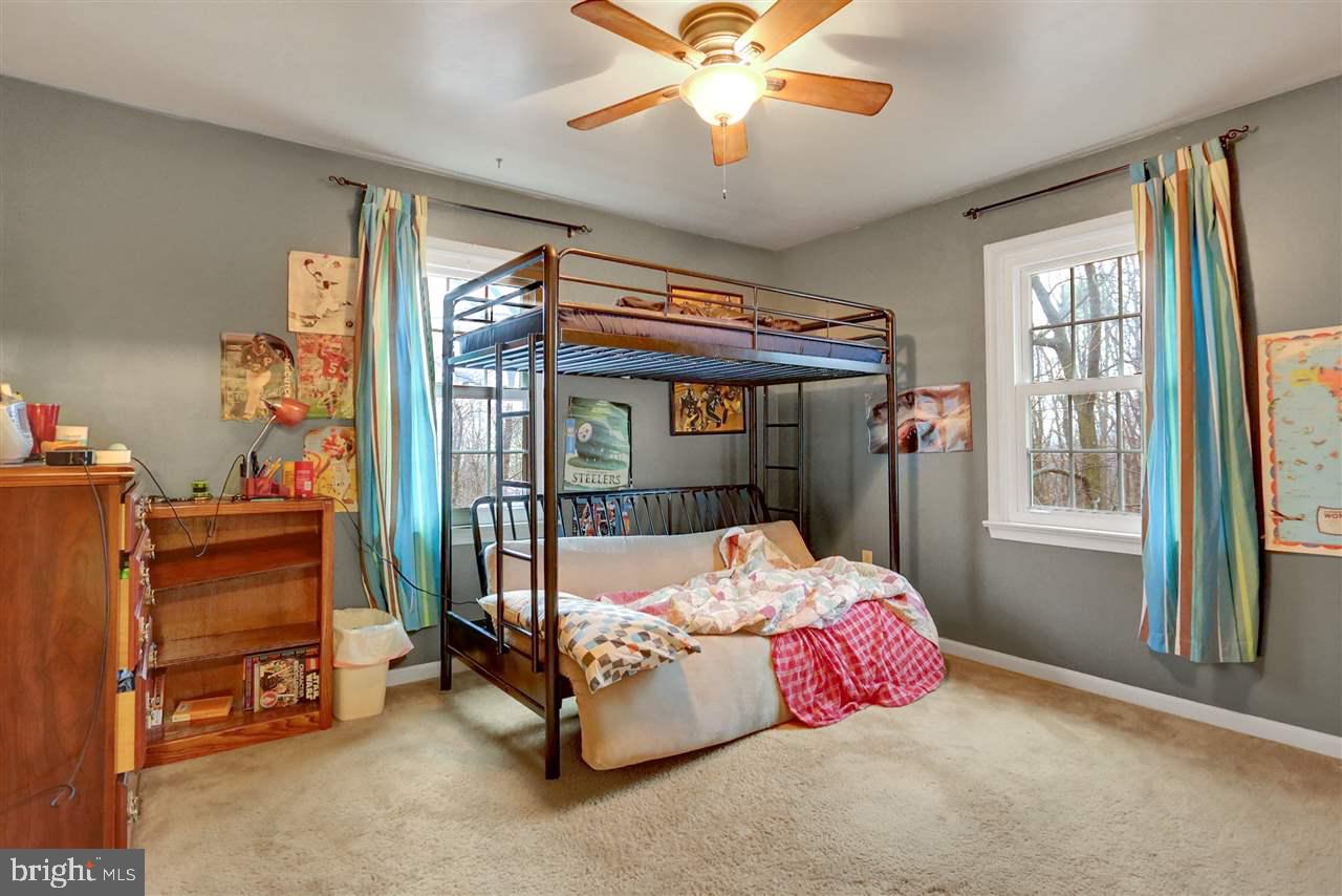 WHITE ROCK ACRES - Residential