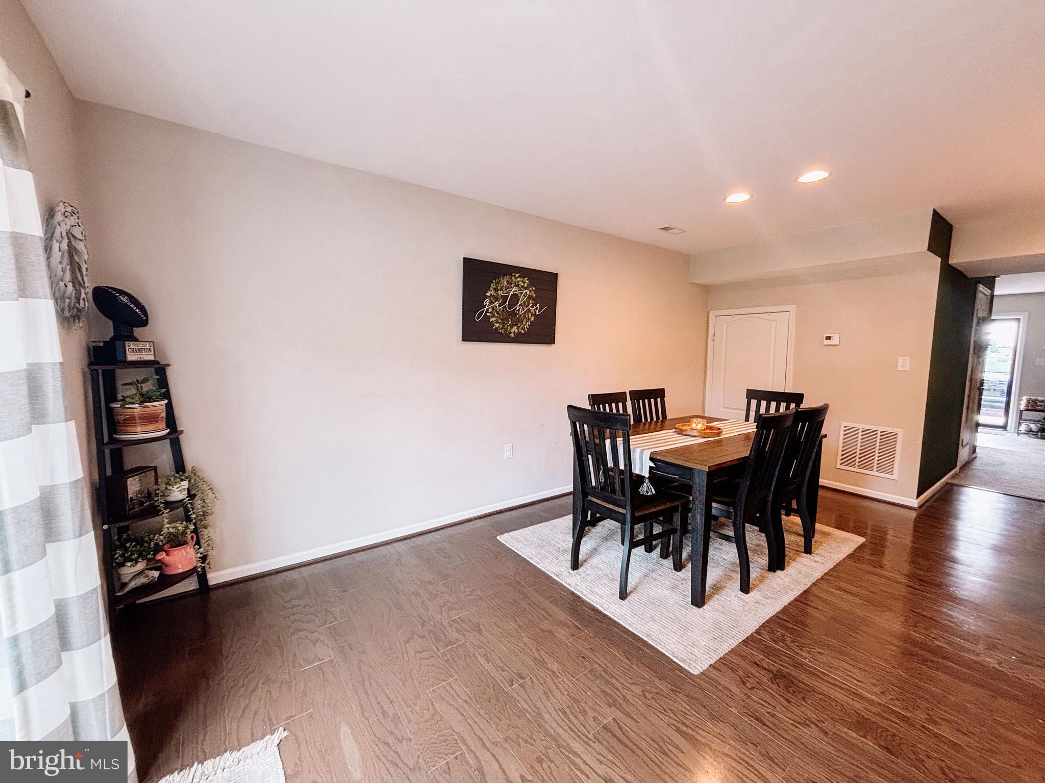 BRIAR RUN - Residential