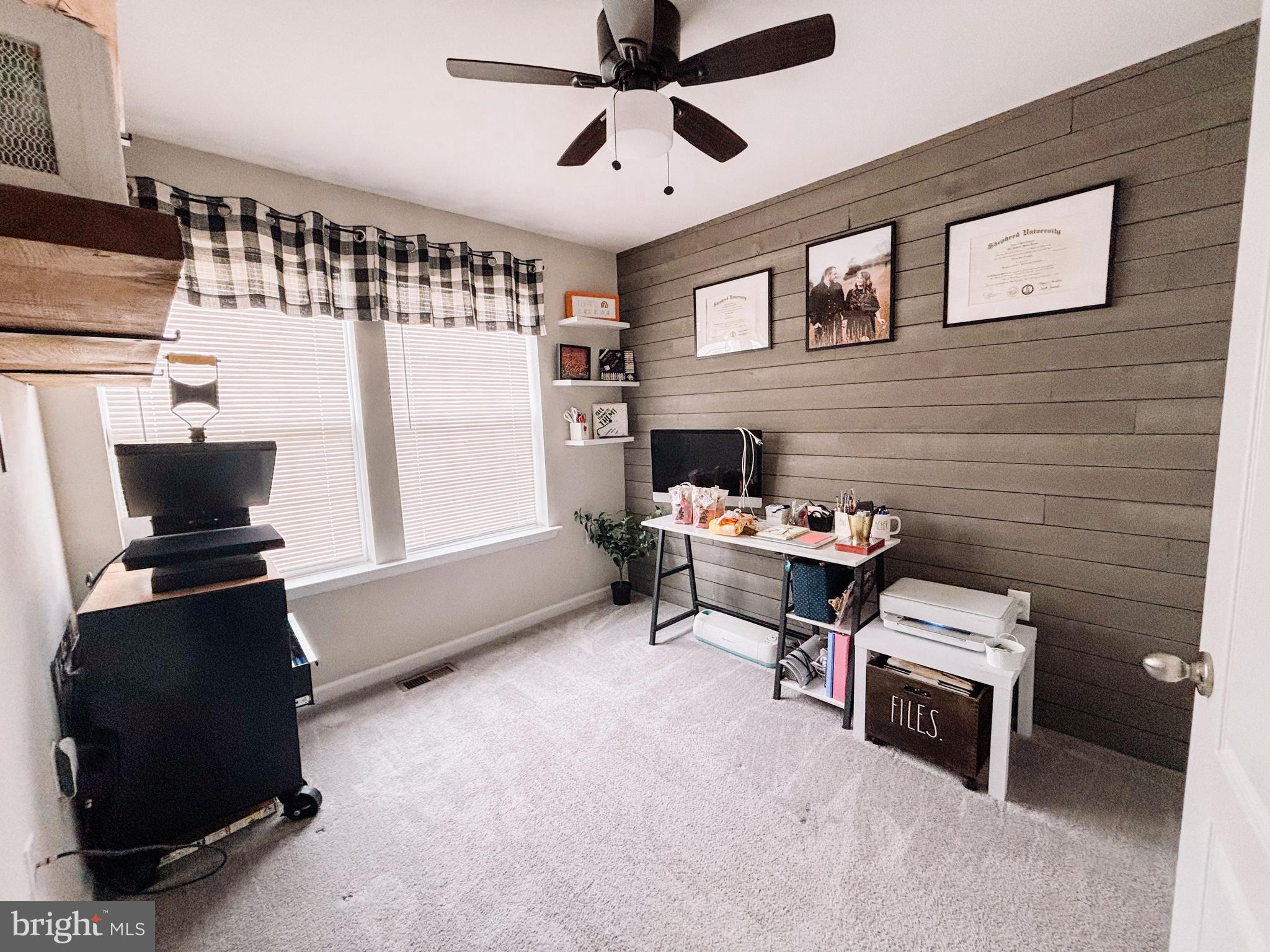 BRIAR RUN - Residential