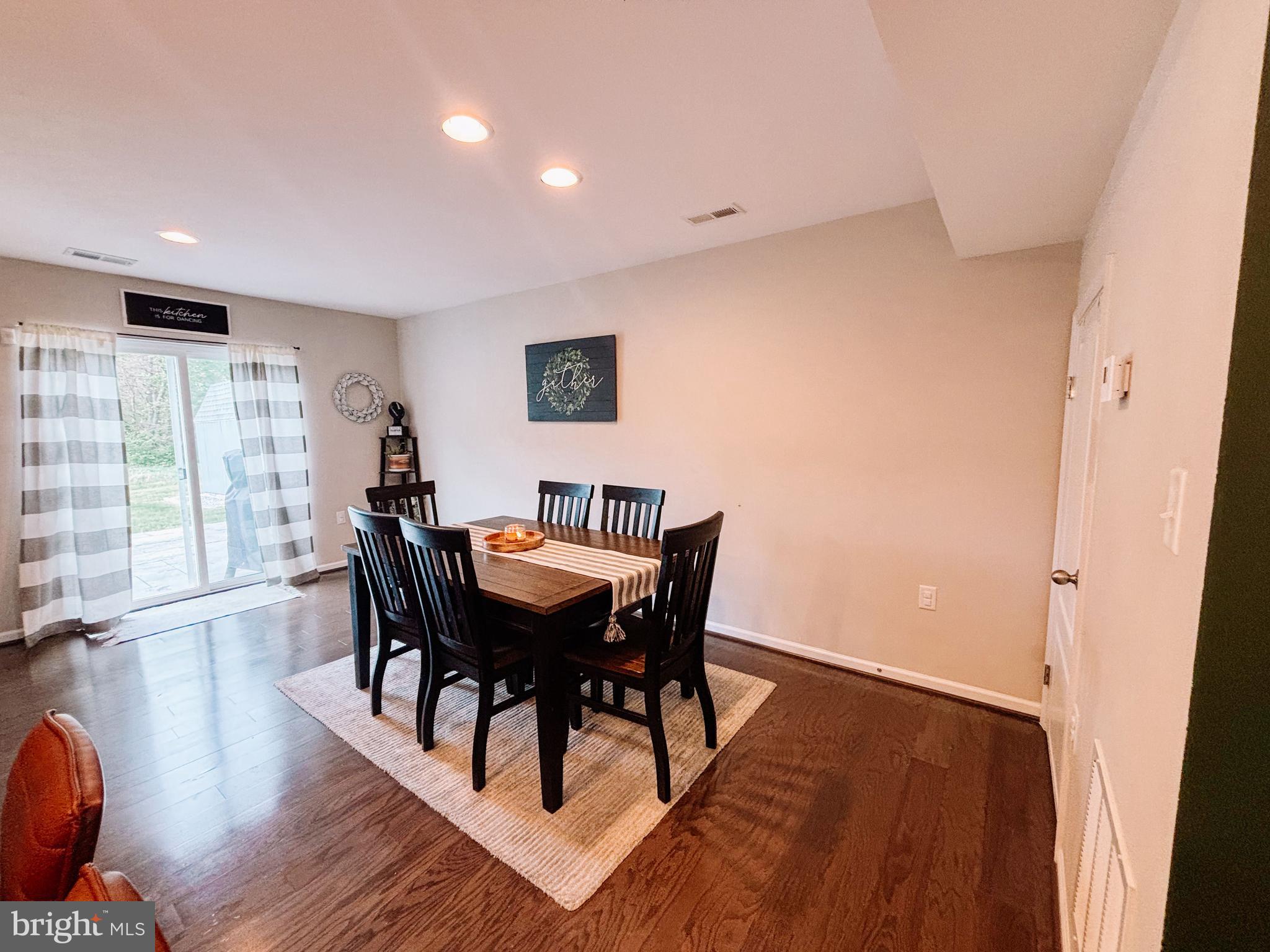 BRIAR RUN - Residential