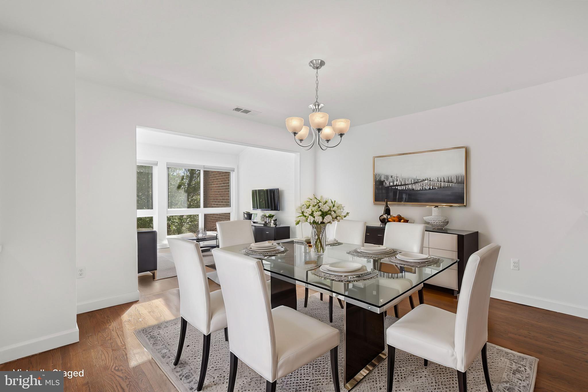 RESTON - Residential