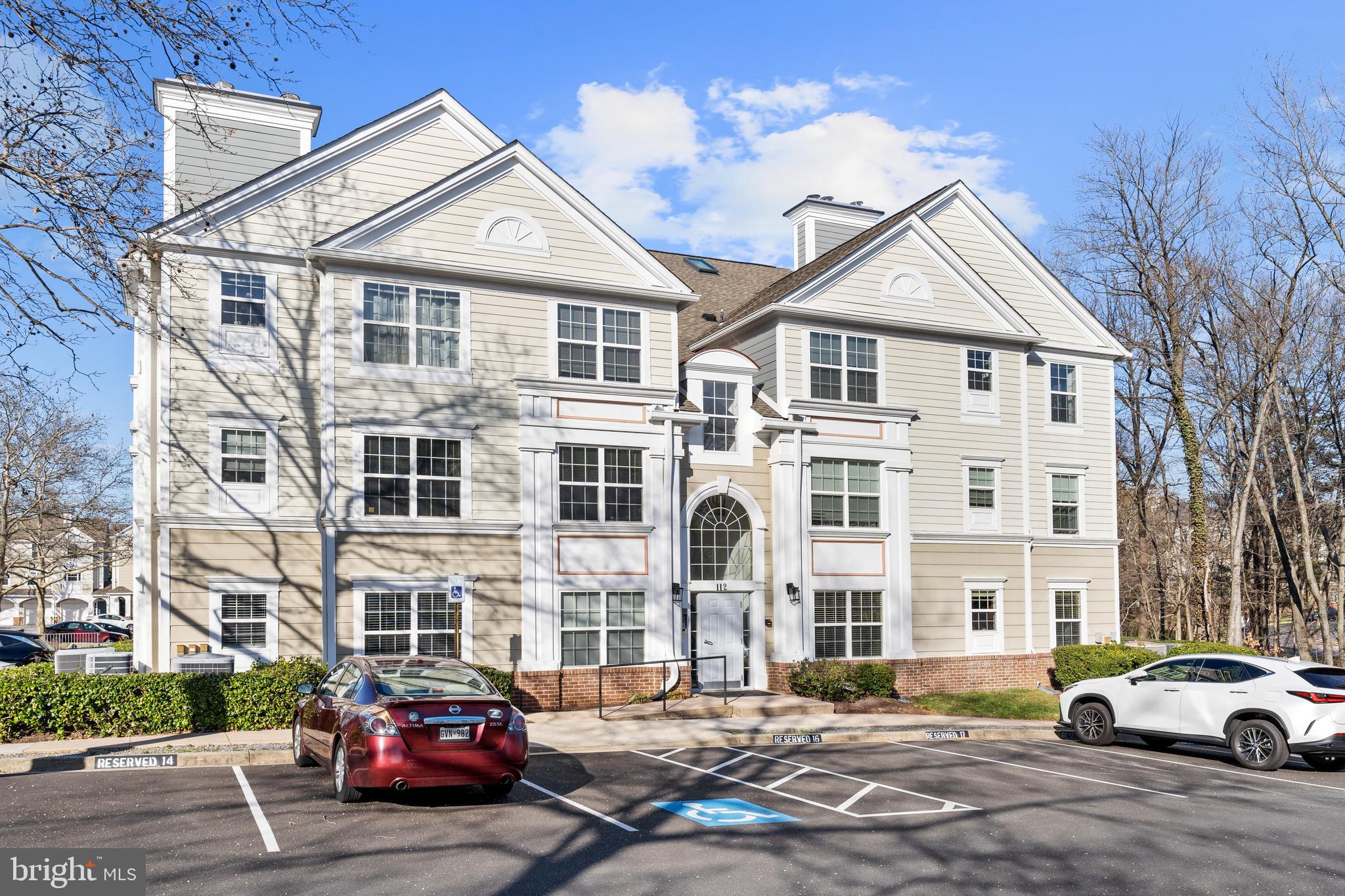 KENTLANDS RIDGE - Residential