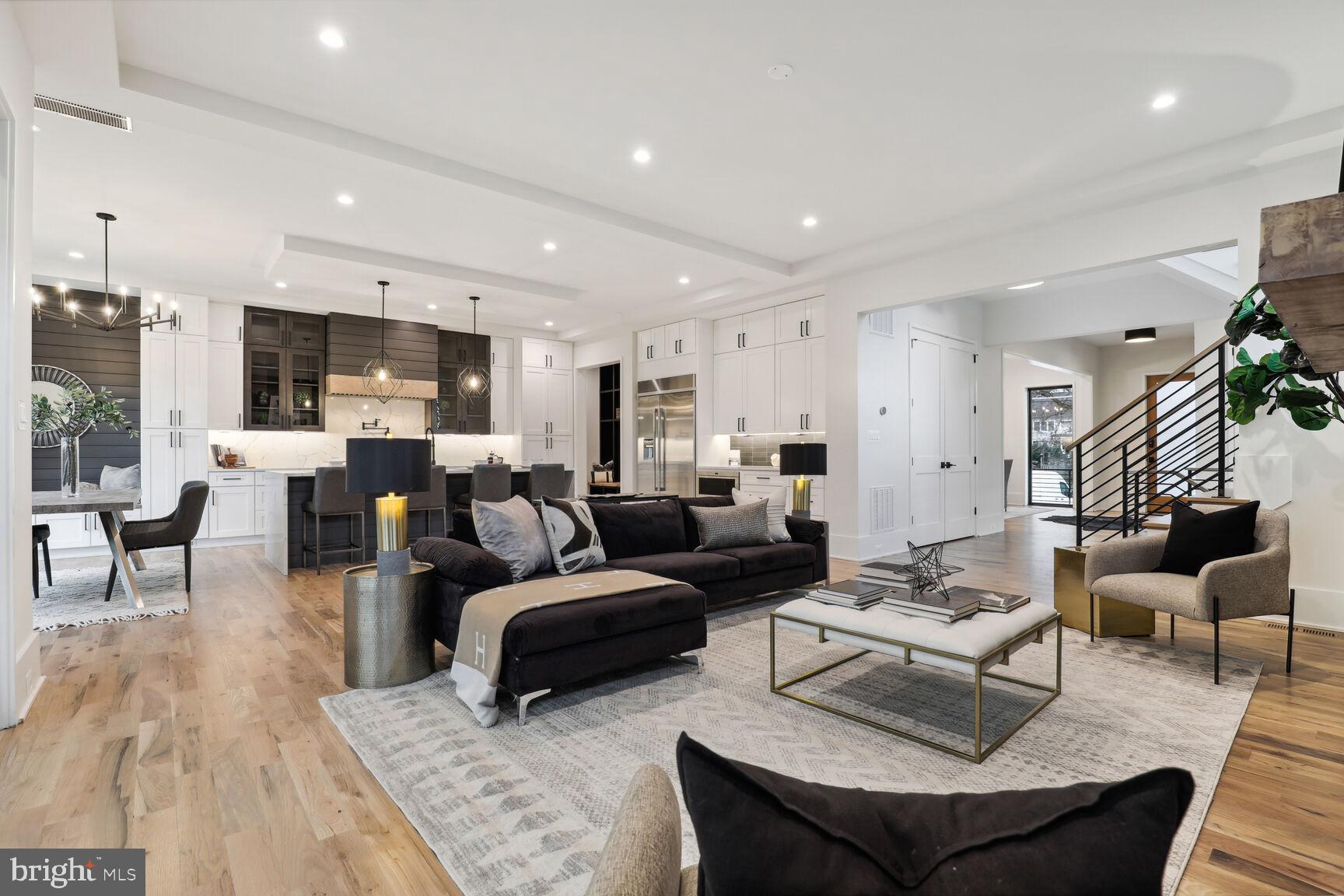 CHESTERBROOK GARDENS - Residential