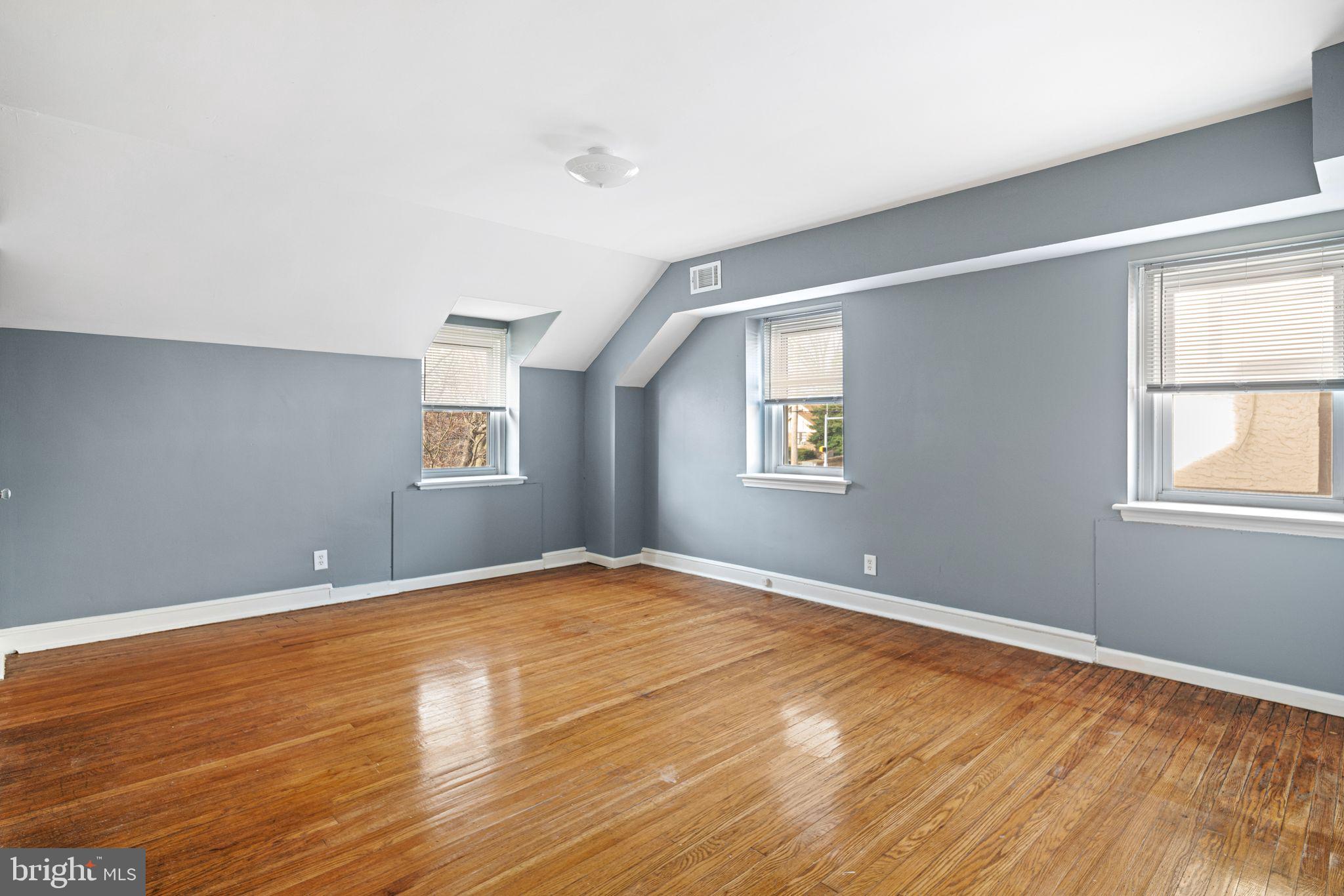 DREXEL HILL - Residential