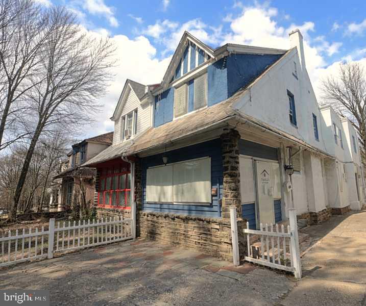 Take a look, where can you get a twin home under 160,000 loaded with nothing but potential. Grand opportunity for this 2.5 story semi-detached property, Property offers nice front patio, walk into the front door to an enclosed porch, living room, dining room and a small kitchen/wet bar area which leads directly next to via a door to main kitchen and larger family room and laundry room with power room. With access to the upper levels via front or back steps, upper level shows 3 sizable bedrooms, and 2 full baths and 1 large additional room on third floor. Basement has been broken up into 3 rooms, showing 1 finished room that can be used for additional living space. Detached garage and additional driveway parking. Property is conveniently located on Roosevelt Blvd also known as US1, close to public transit, local shopping just a few blocks away, and mins away from I76 to Philadelphia County Line.