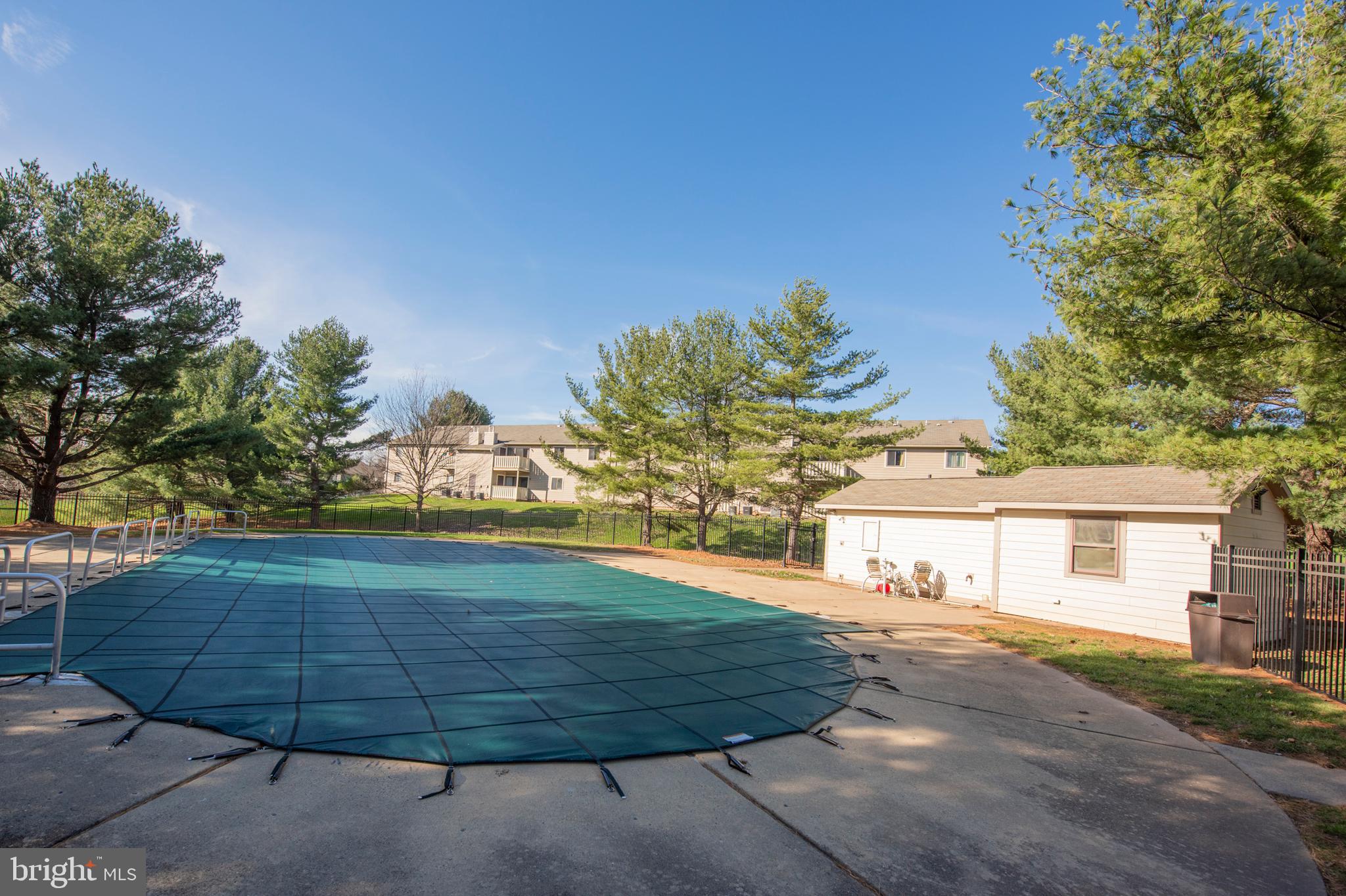 WOOD HOLLOW - Residential