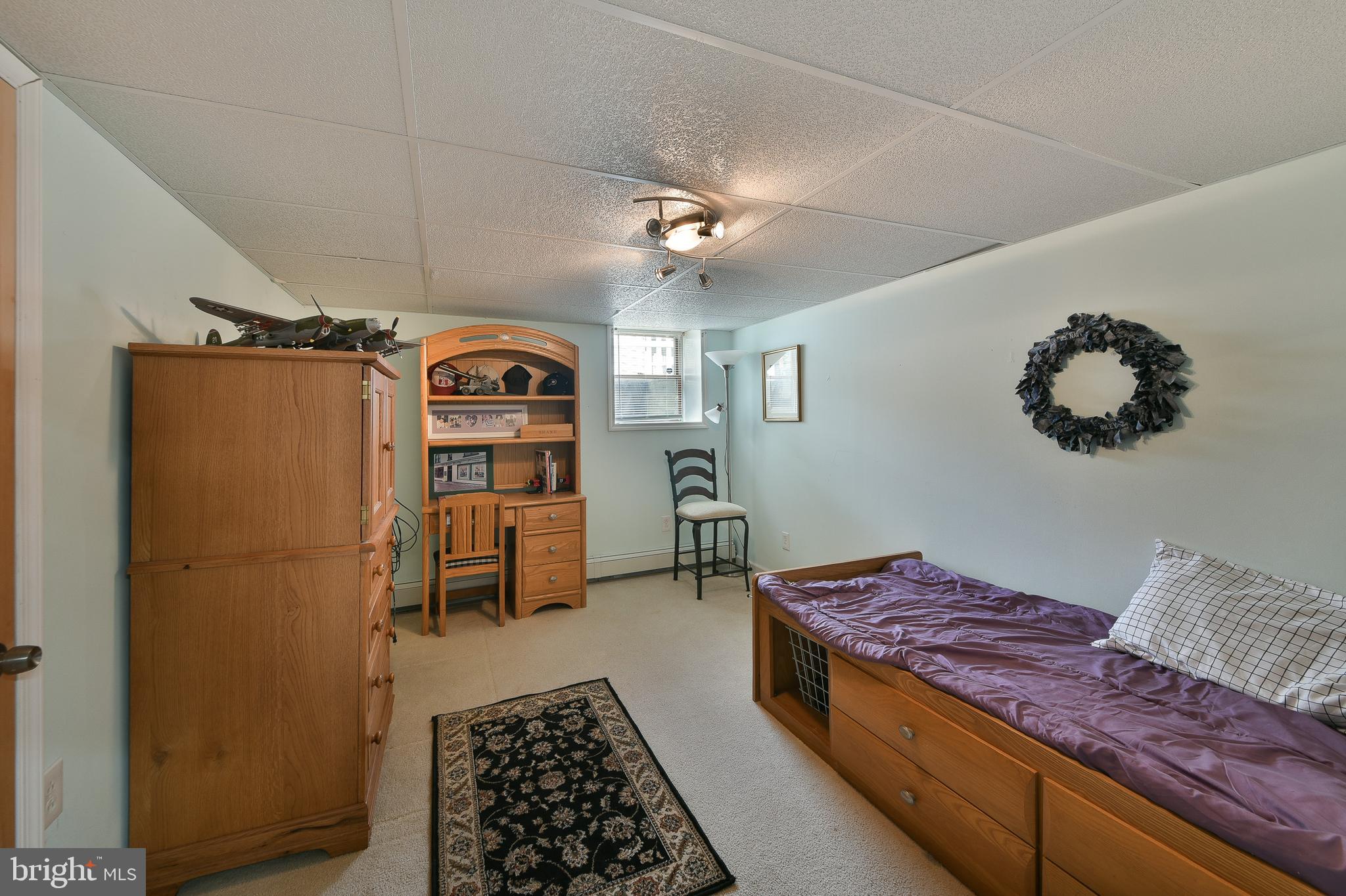 DAWSON MANOR - Residential